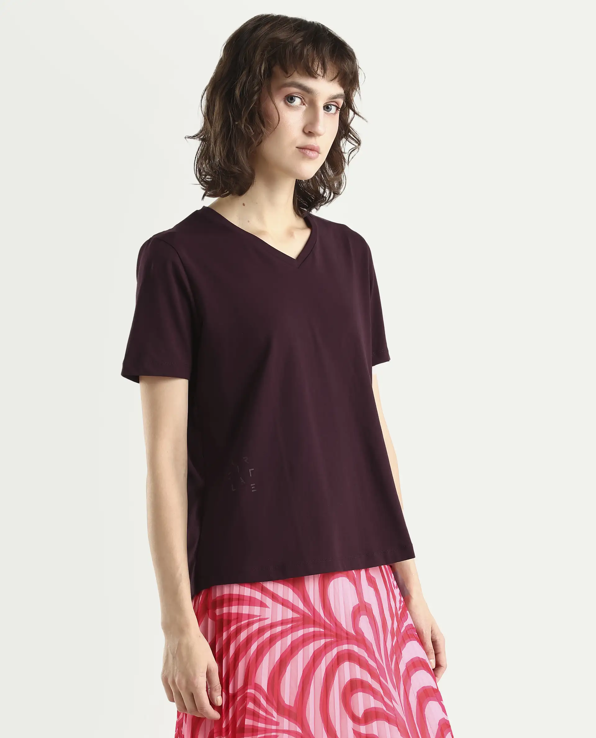 Rareism Women's Light Weight High Stretch 180 Gsm Cotton V-Neck Plain Regular Fit T-Shirt - Image 6