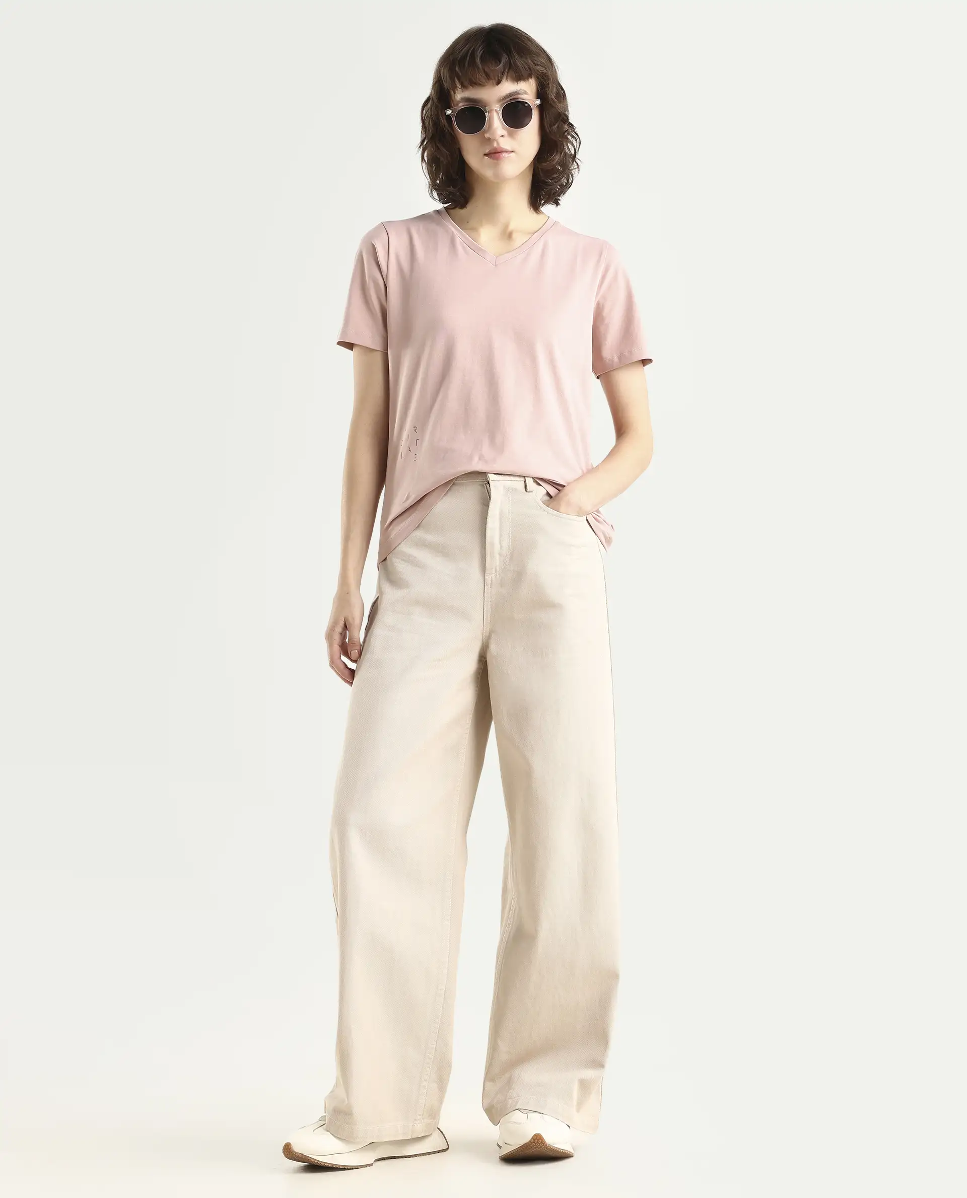 Rareism Women's Arvi Dusky Pink Cotton Blend V-Neck Plain Regular Fit T-Shirt - Image 2