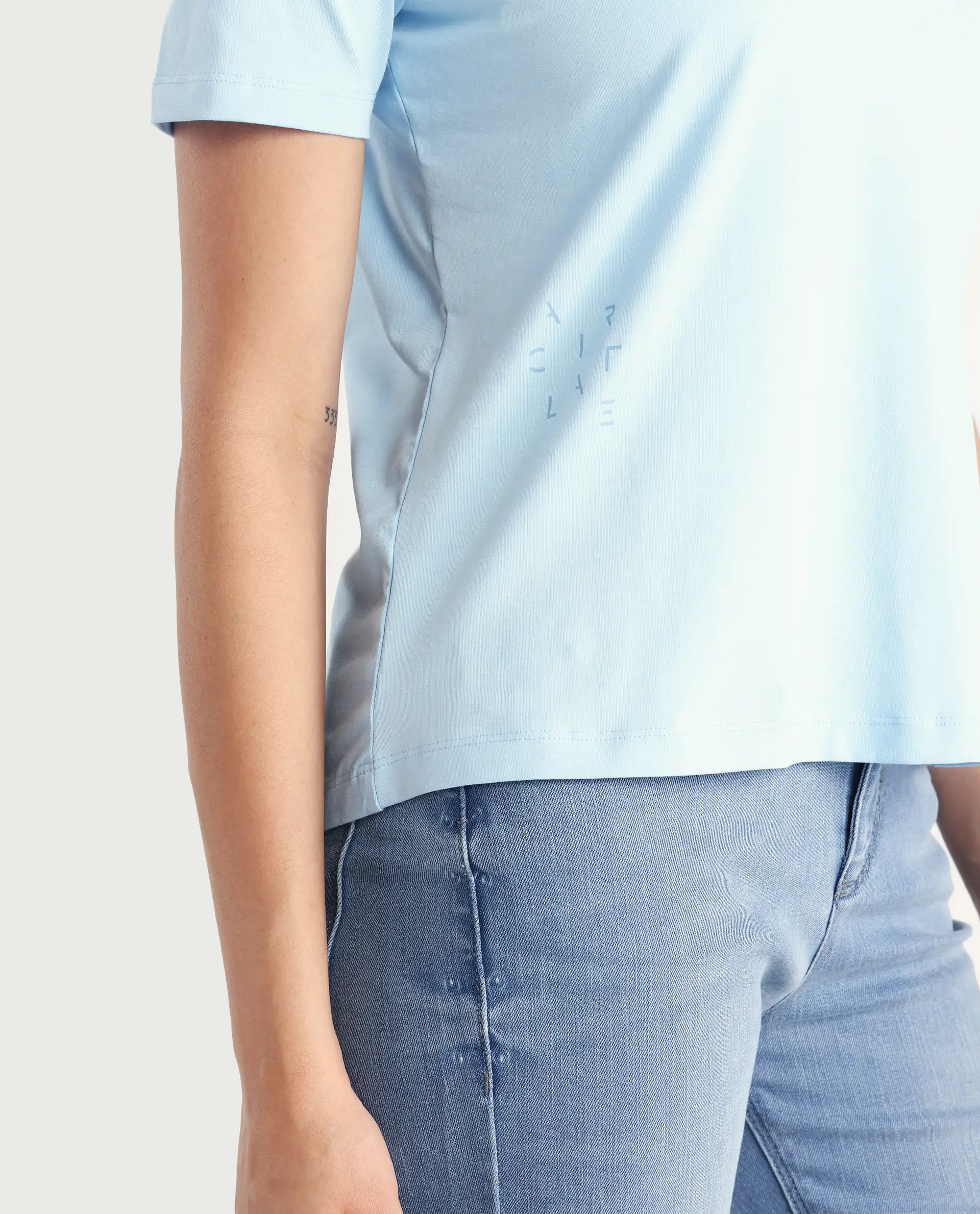 Rareism Women's Light Weight High Stretch 180 Gsm Cotton V-Neck Plain Regular Fit T-Shirt - Image 4