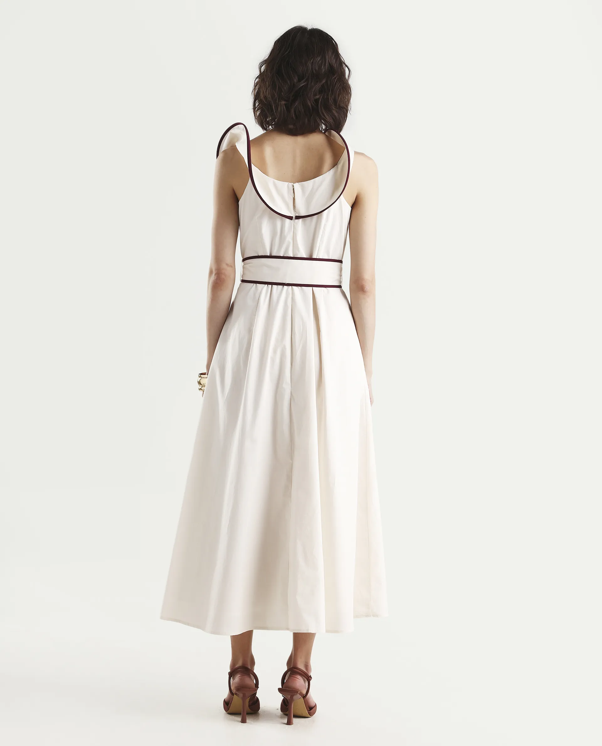 Rareism Women's Ashen Off White Cotton Sleeveless Fit And Flare Plain Dress - Image 7
