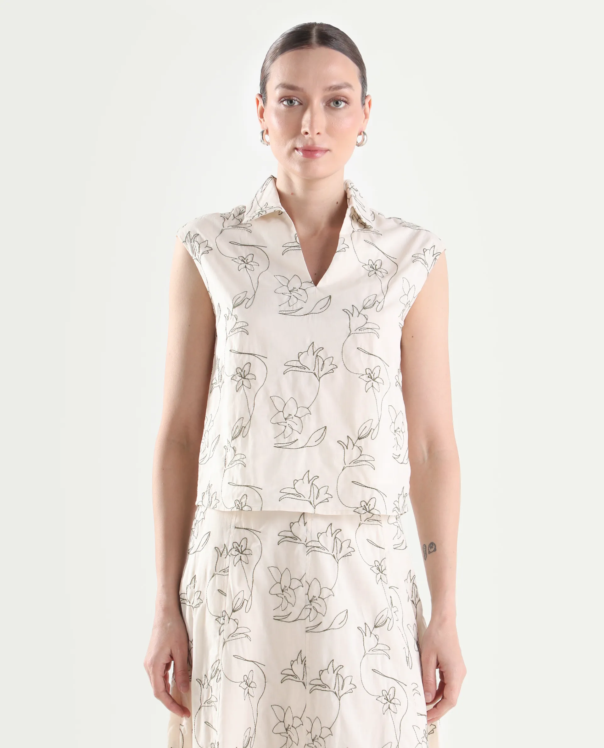 Rareism Women's Ateri-T Beige Cotton Half Sleeve Regular Fit Plain Top - Image 3