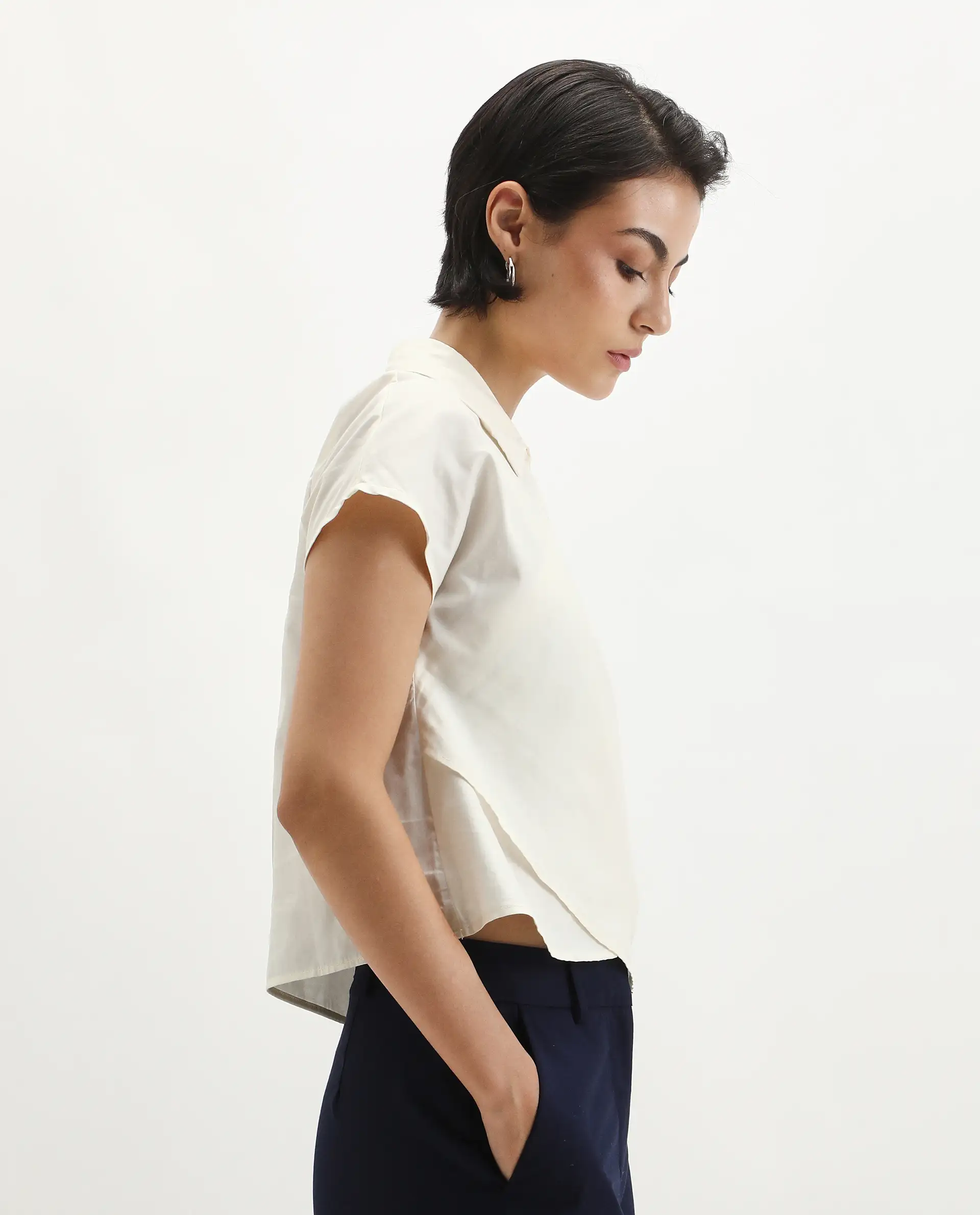 Rareism Women's Aurelia Off White Cotton Blend Drop Collar Plain Extended Sleeves Regular Fit Top - Image 6