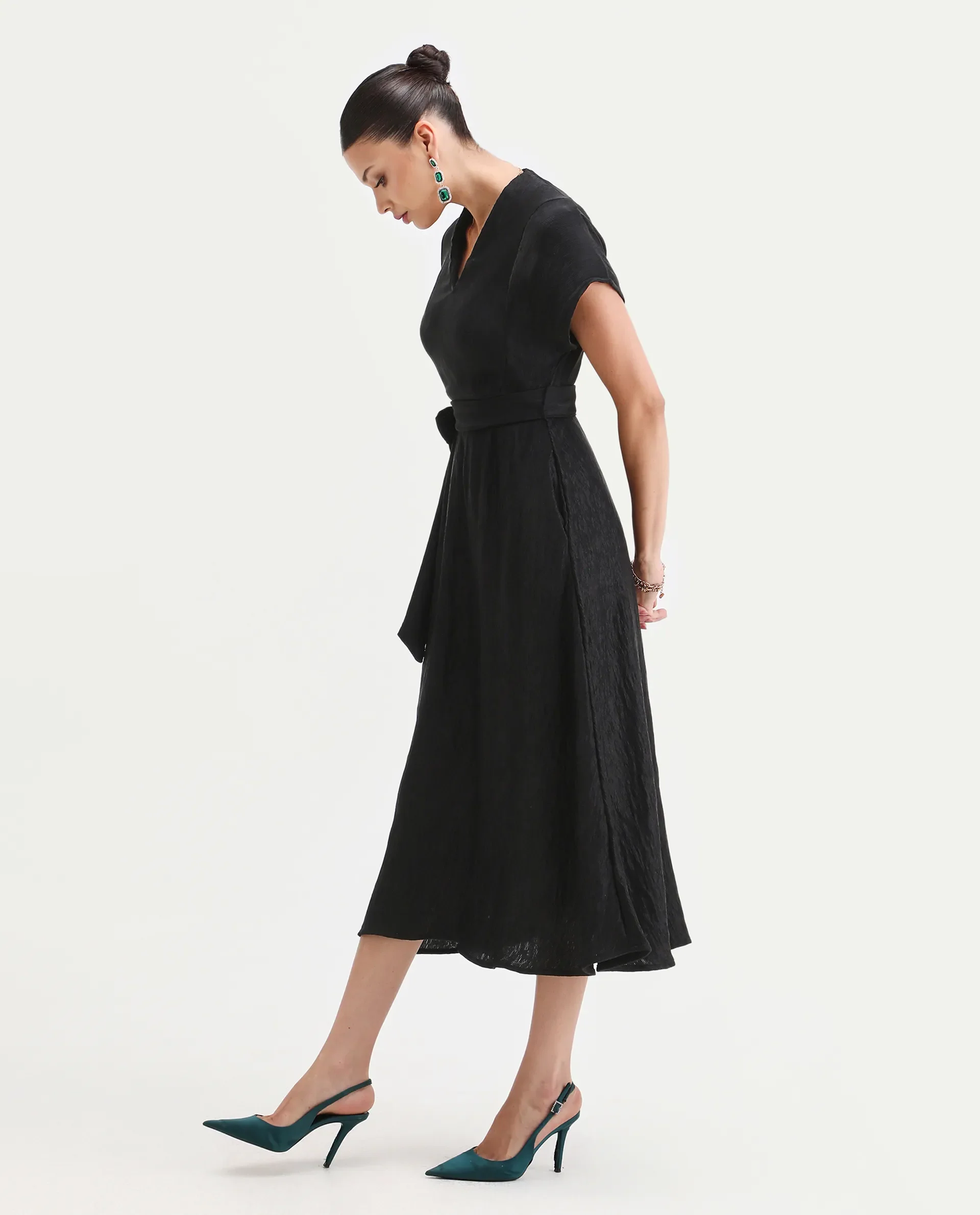 Rareism Women's Aviha Black Nylon Blend V-Neck Flared Plain Dress - Image 3