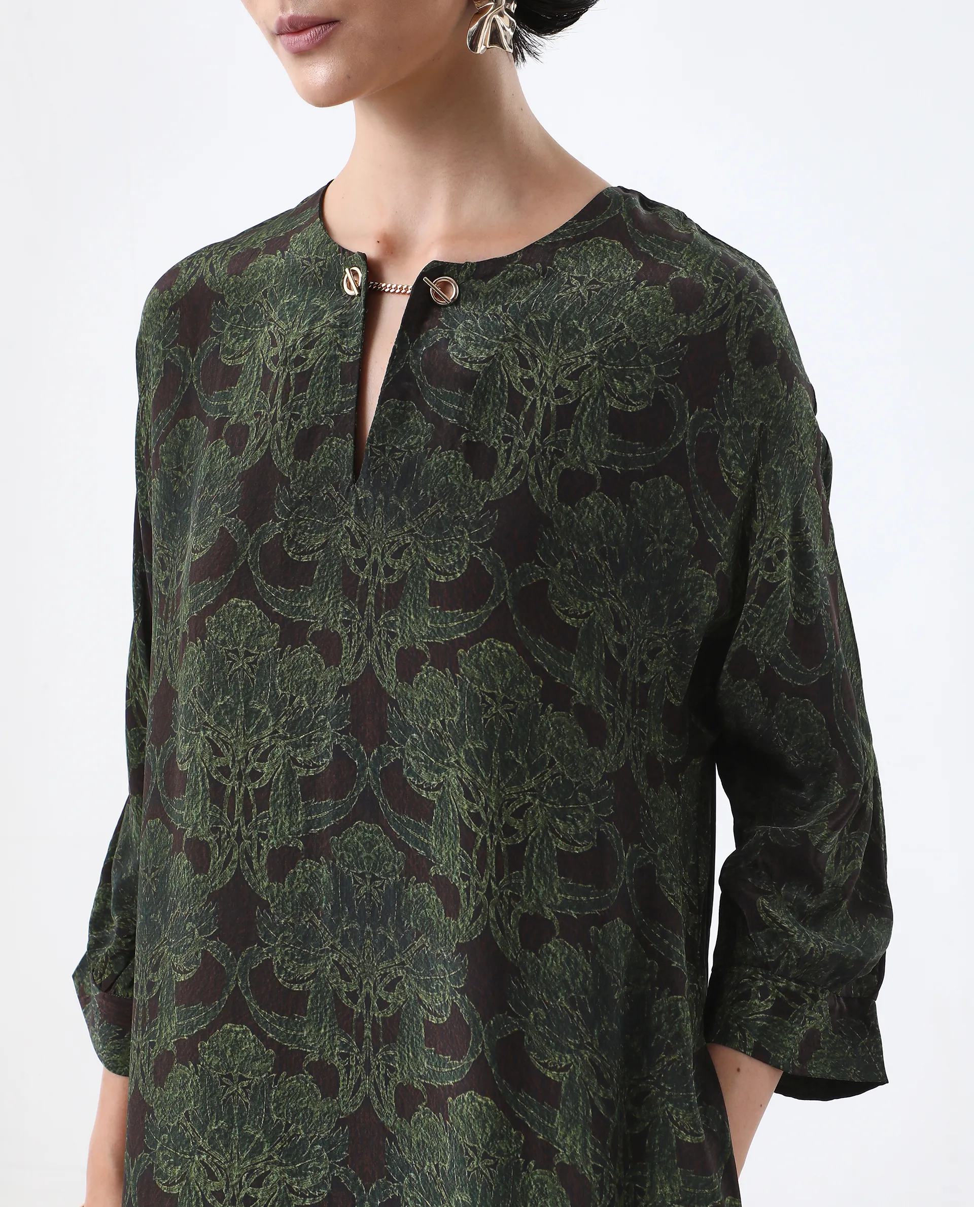 Rareism Women's Avika Green Viscose Round Neck Relaxed Fit Dress - Image 4