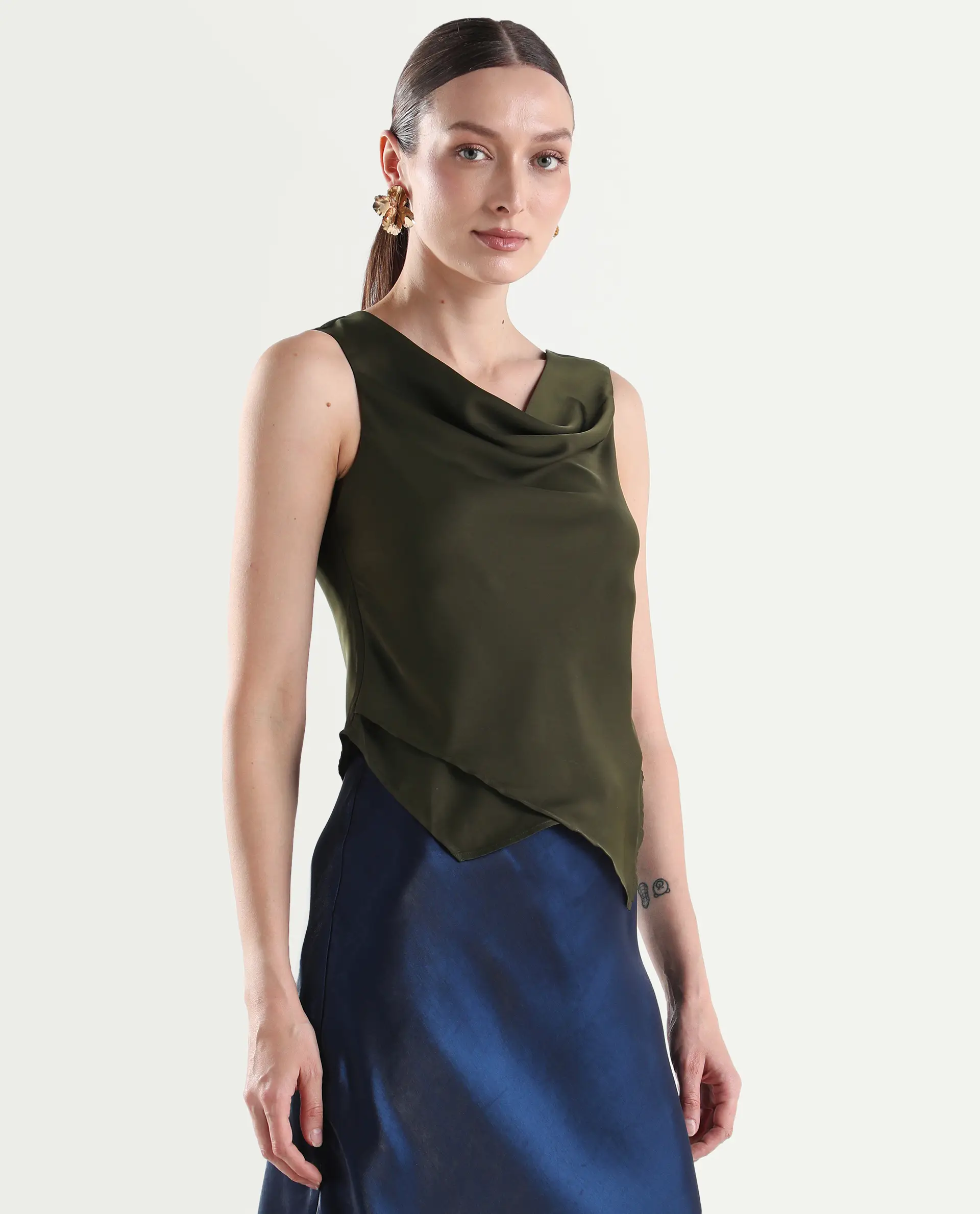 Rareism Women's Avini Olive Polyester Sleeveless Fitted Plain Top - Image 6
