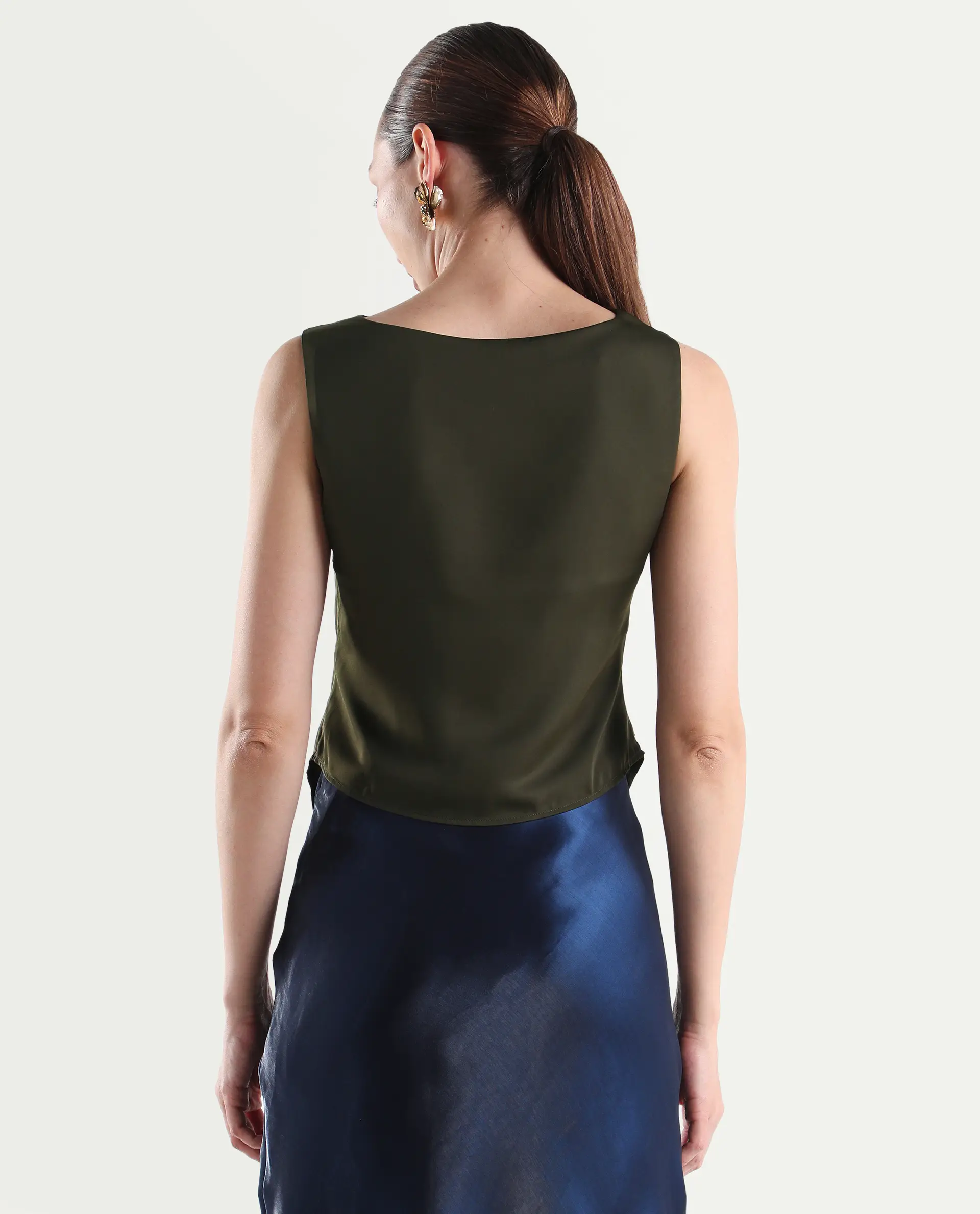 Rareism Women's Avini Olive Polyester Sleeveless Fitted Plain Top - Image 7