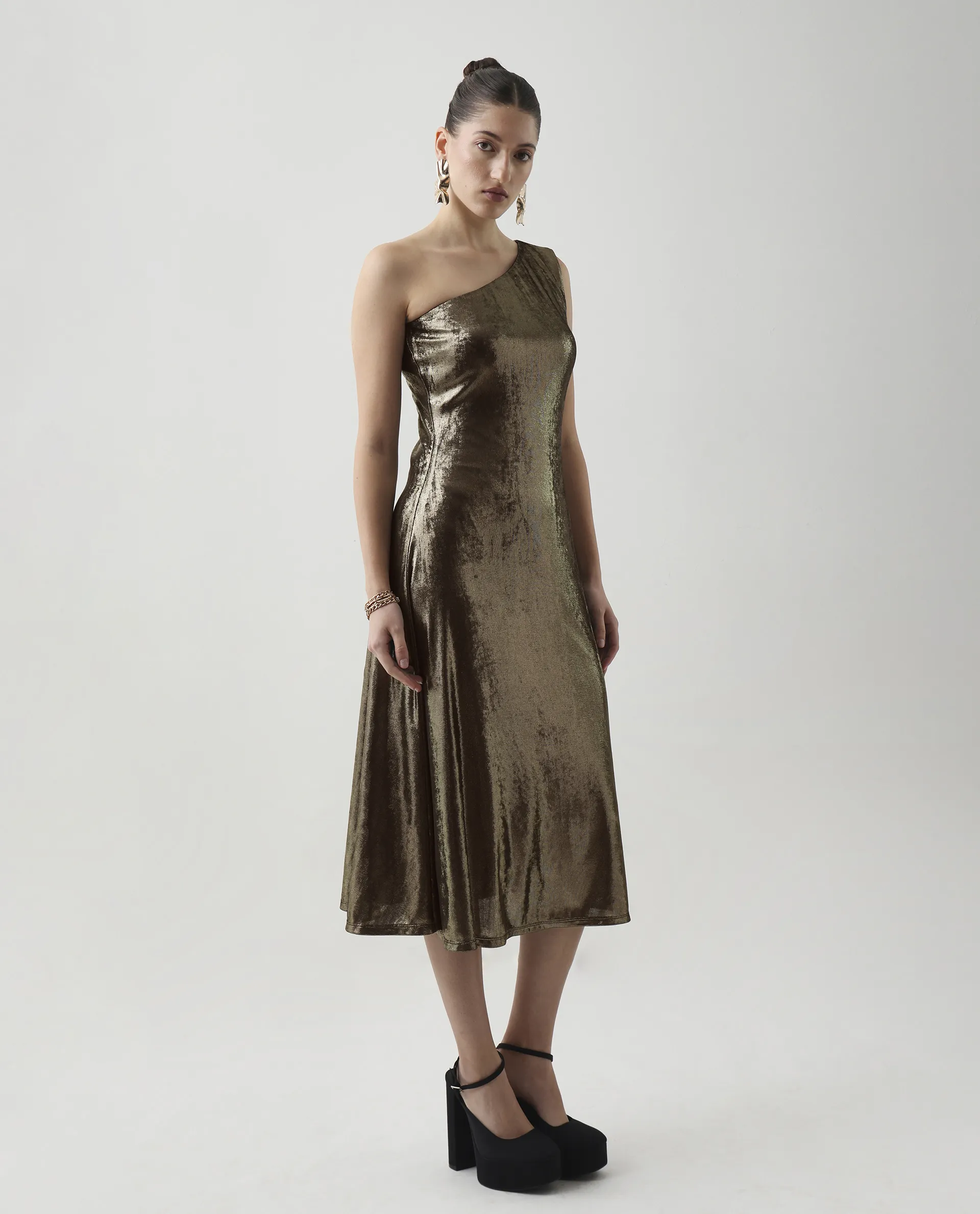 Rareism Women's Avip Gold Polyester One Shoulder Fit And Flare Plain Midi Dress - Image 8