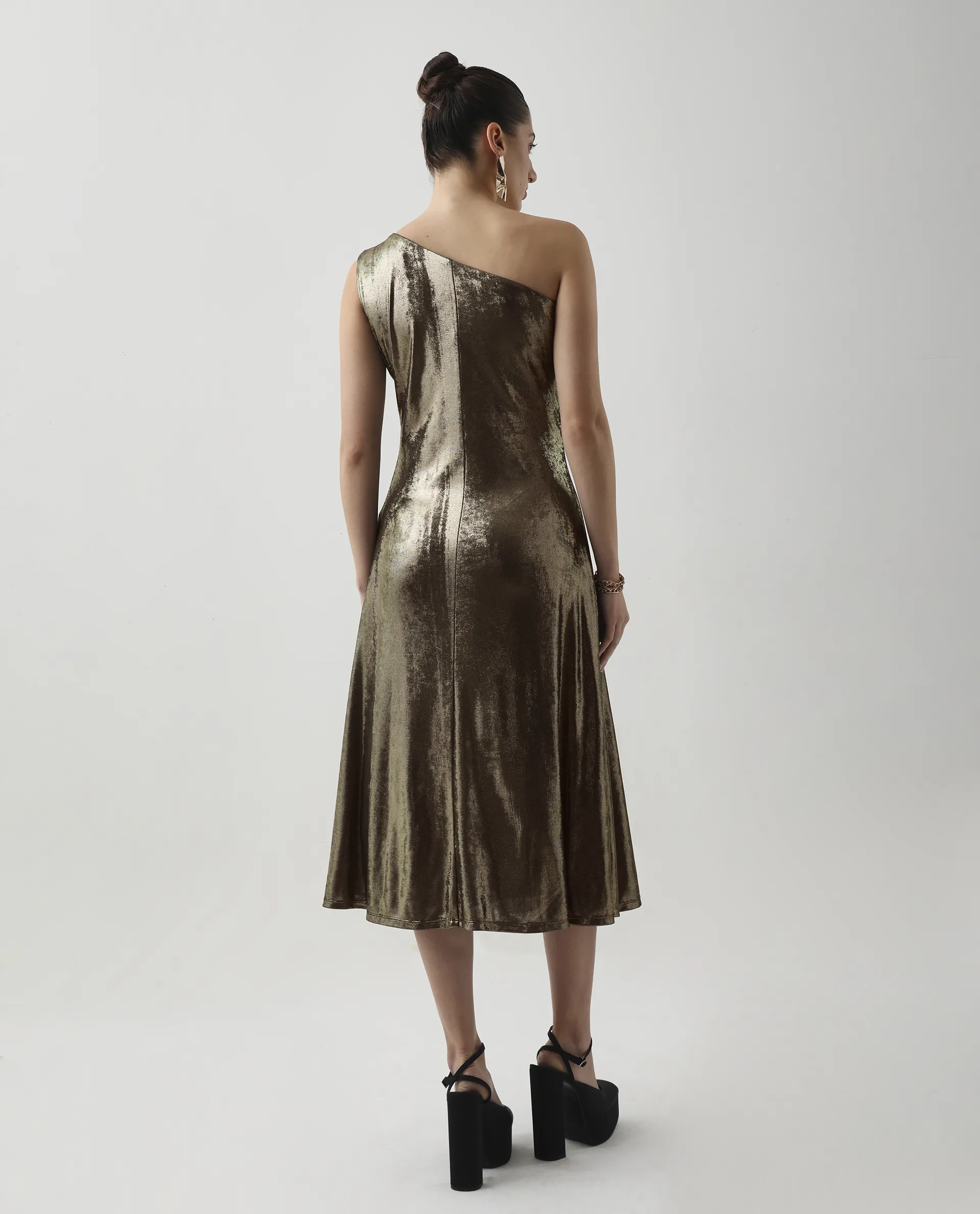 Rareism Women's Avip Gold Polyester One Shoulder Fit And Flare Plain Midi Dress - Image 9