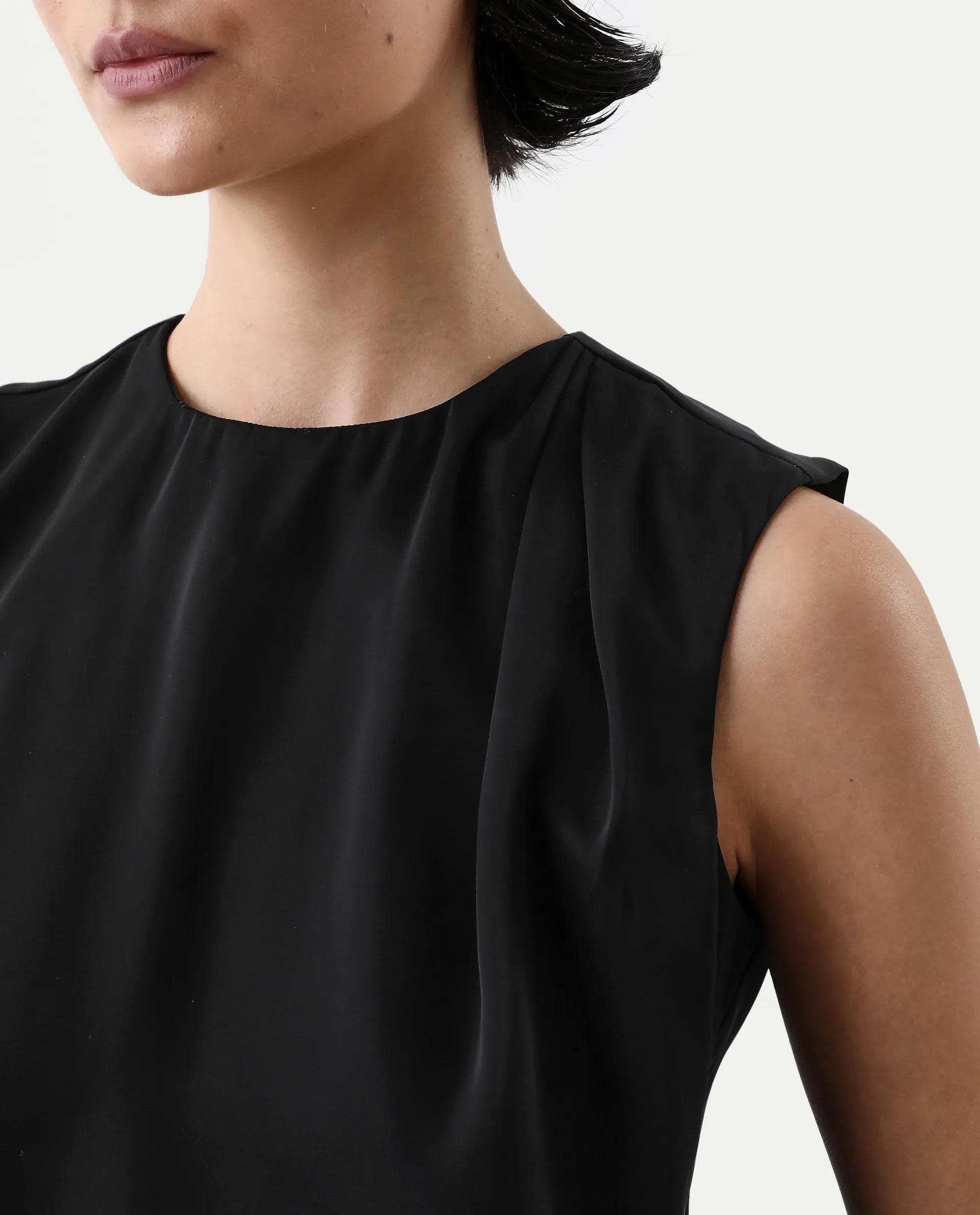 Rareism Women's Aviso Black Polyester Round Neck Regular Fit Plain Top - Image 3