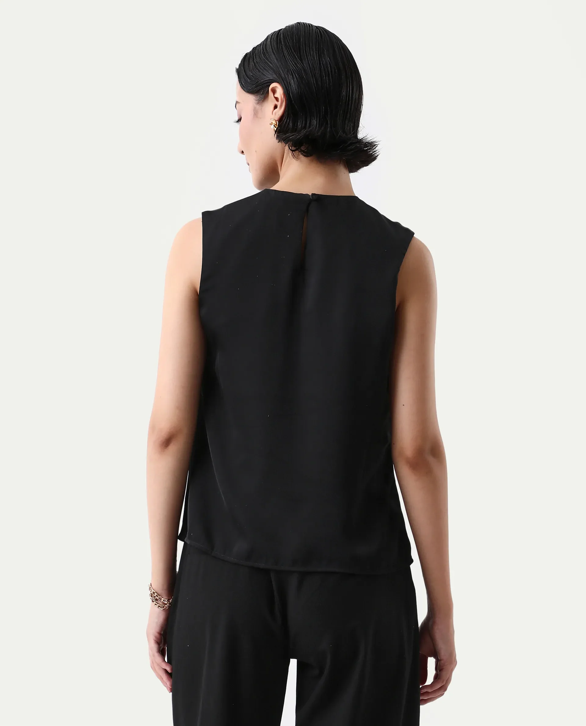 Rareism Women's Aviso Black Polyester Round Neck Regular Fit Plain Top - Image 7