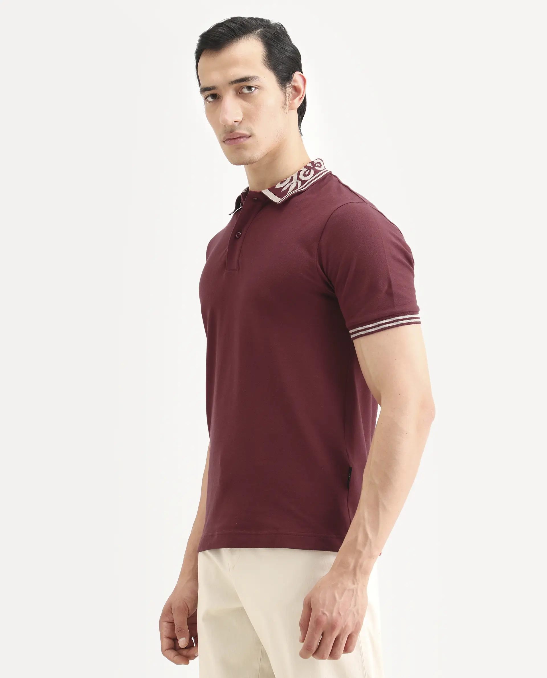 Rare Rabbit Men's Axeo Red Cotton Blend Fabric Spread Collar Regular Fit Plain Polo - Image 5