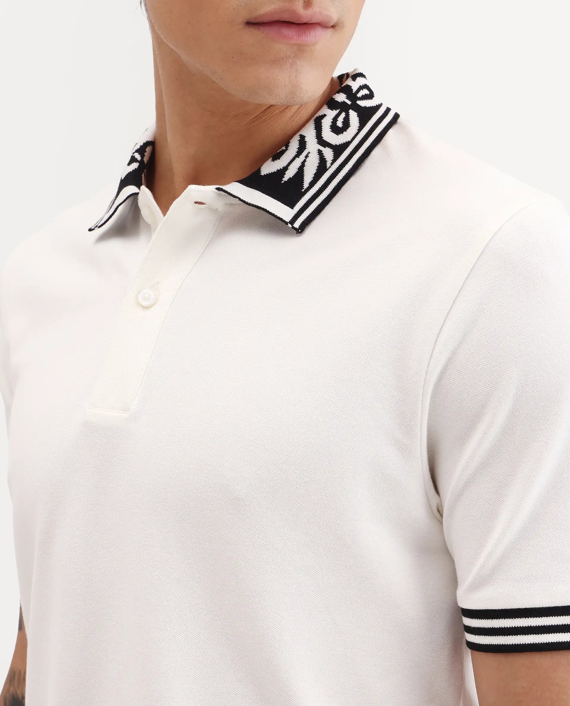 Rare Rabbit Men's Axeo White Cotton Blend Fabric Spread Collar Regular Fit Plain Polo - Image 3
