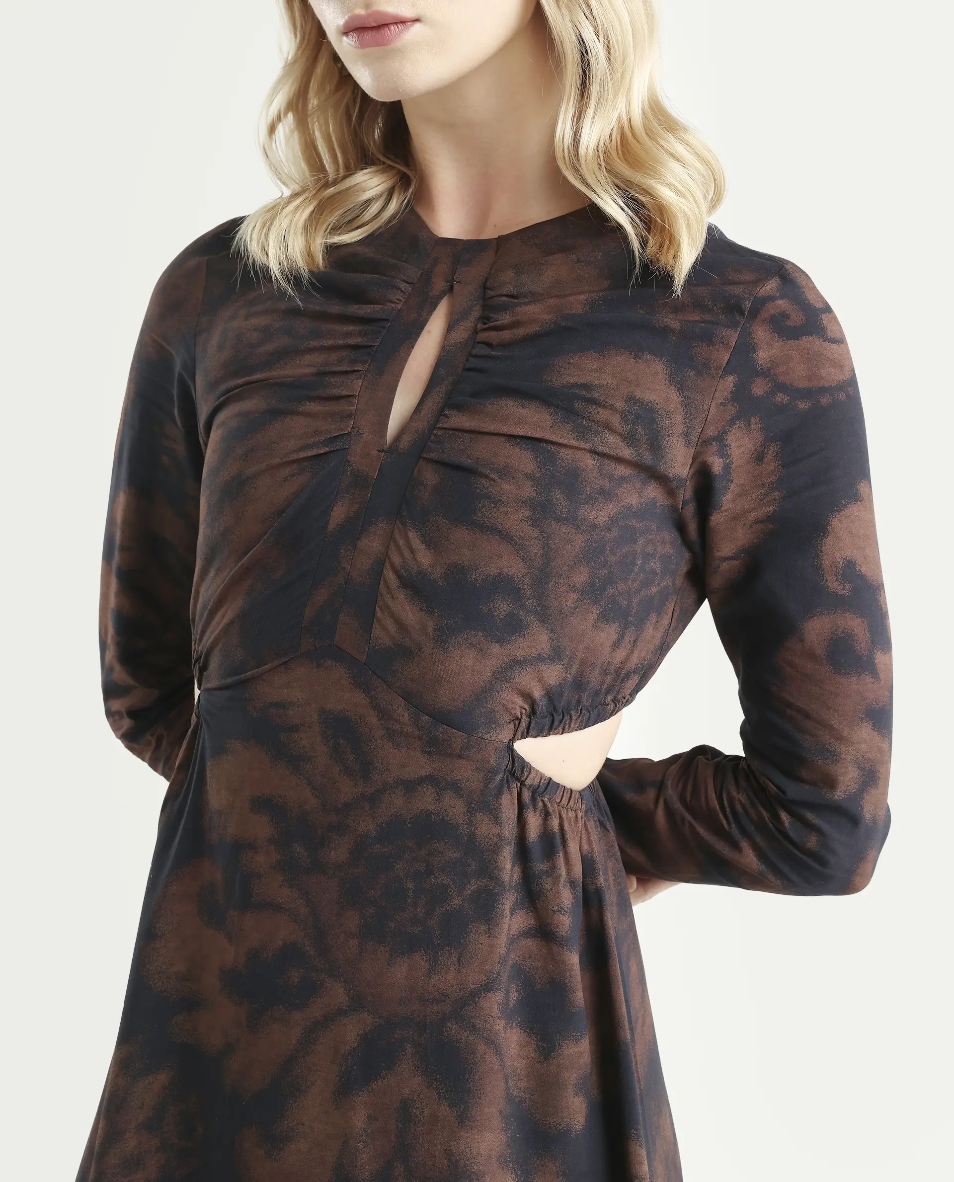 Rareism Women's Azor Dark Brown Viscose Fit & Flare Maxi Dress - Image 4
