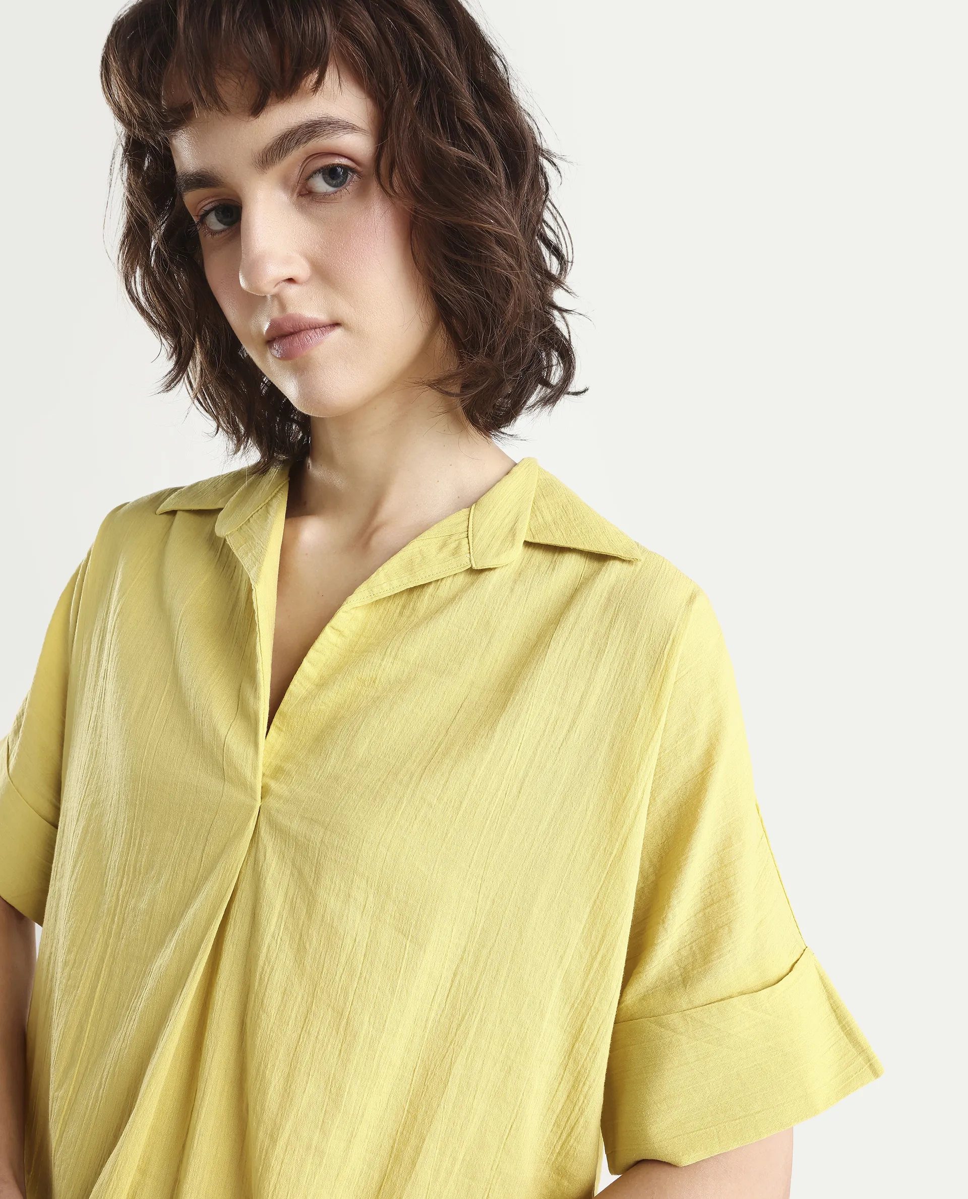 Rareism Women's Azzure Light Green Cotton Half Sleeve Jonny Collar Boxy Fit plain Top - Image 4