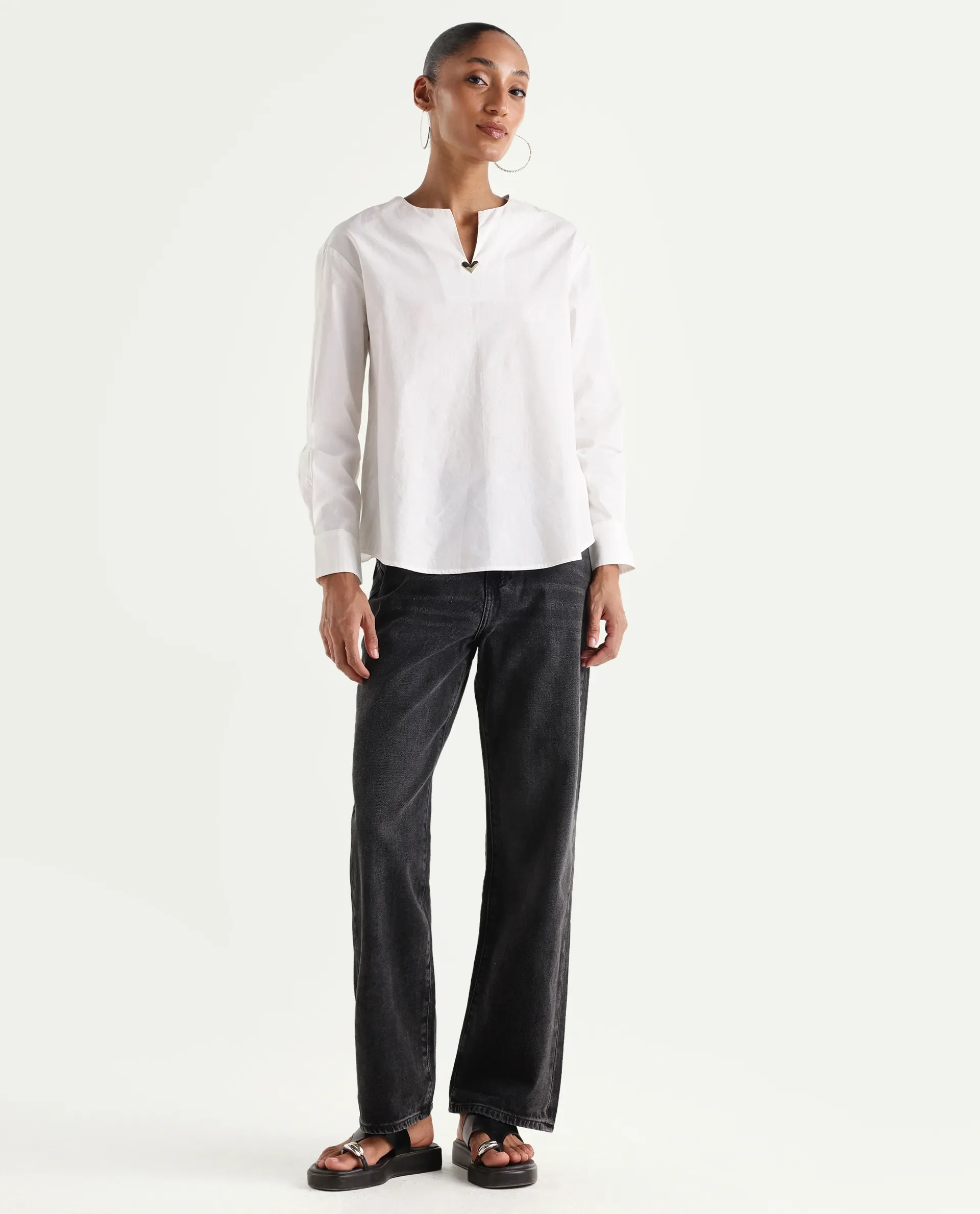 Rareism Women's Baeu Grey Cotton Blend Plain Ankle Length Straight Fit Jeans - Image 3