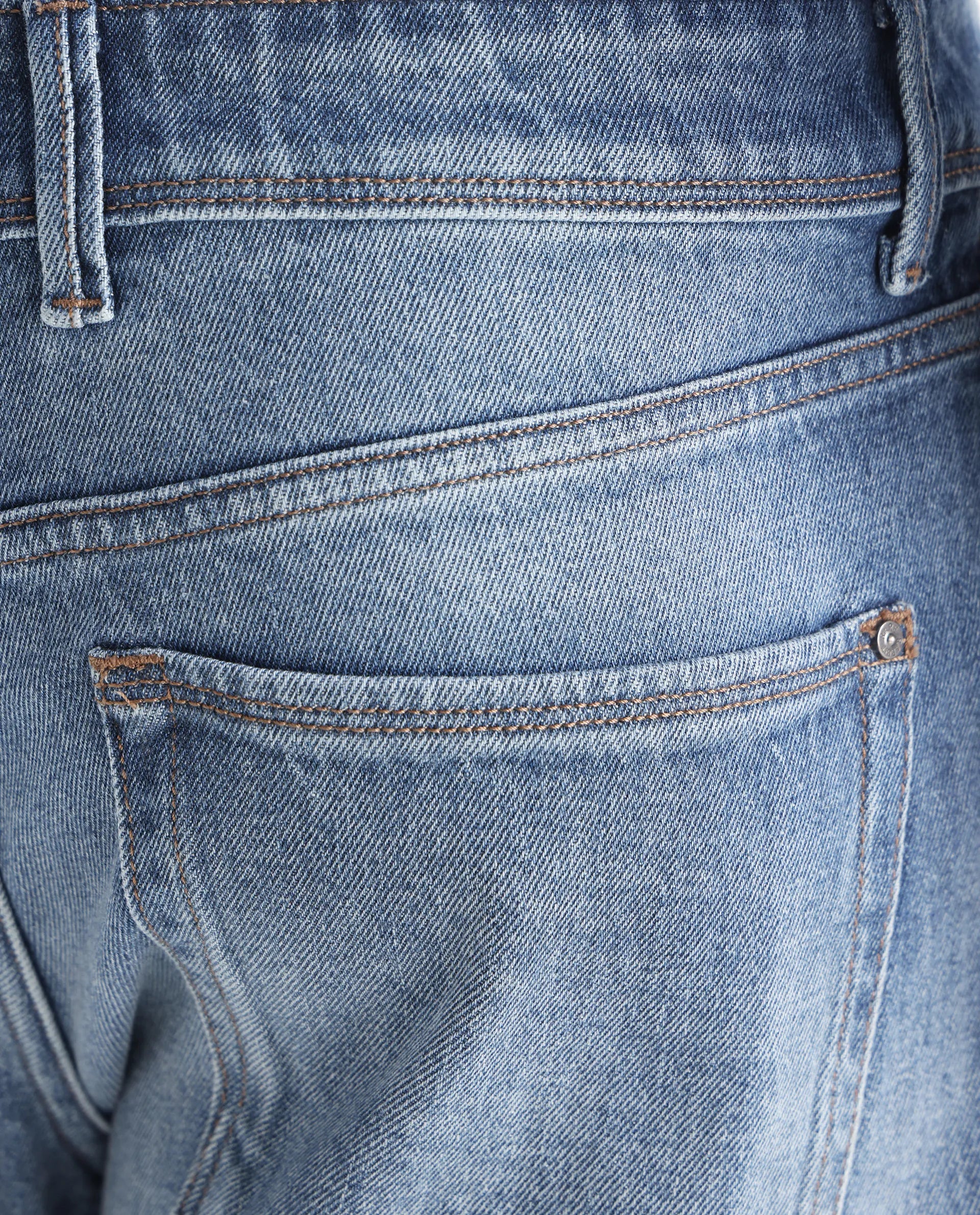 Rare Rabbit Men's Bagg-2 Blue Cotton Plain Morris Regular Fit Jeans - Image 8