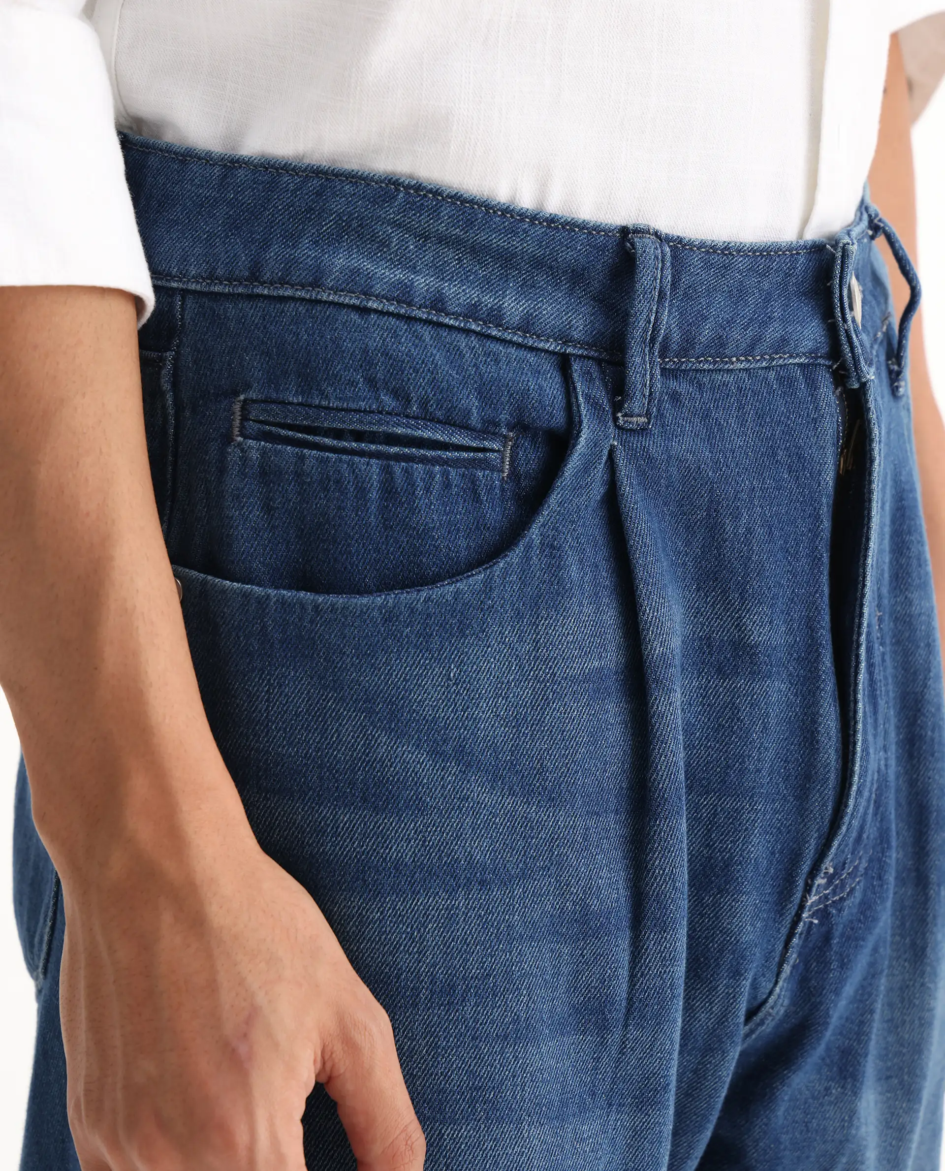 Rare Rabbit Men's Bagg Blue Cotton Plain Baggy Fit Jeans - Image 3