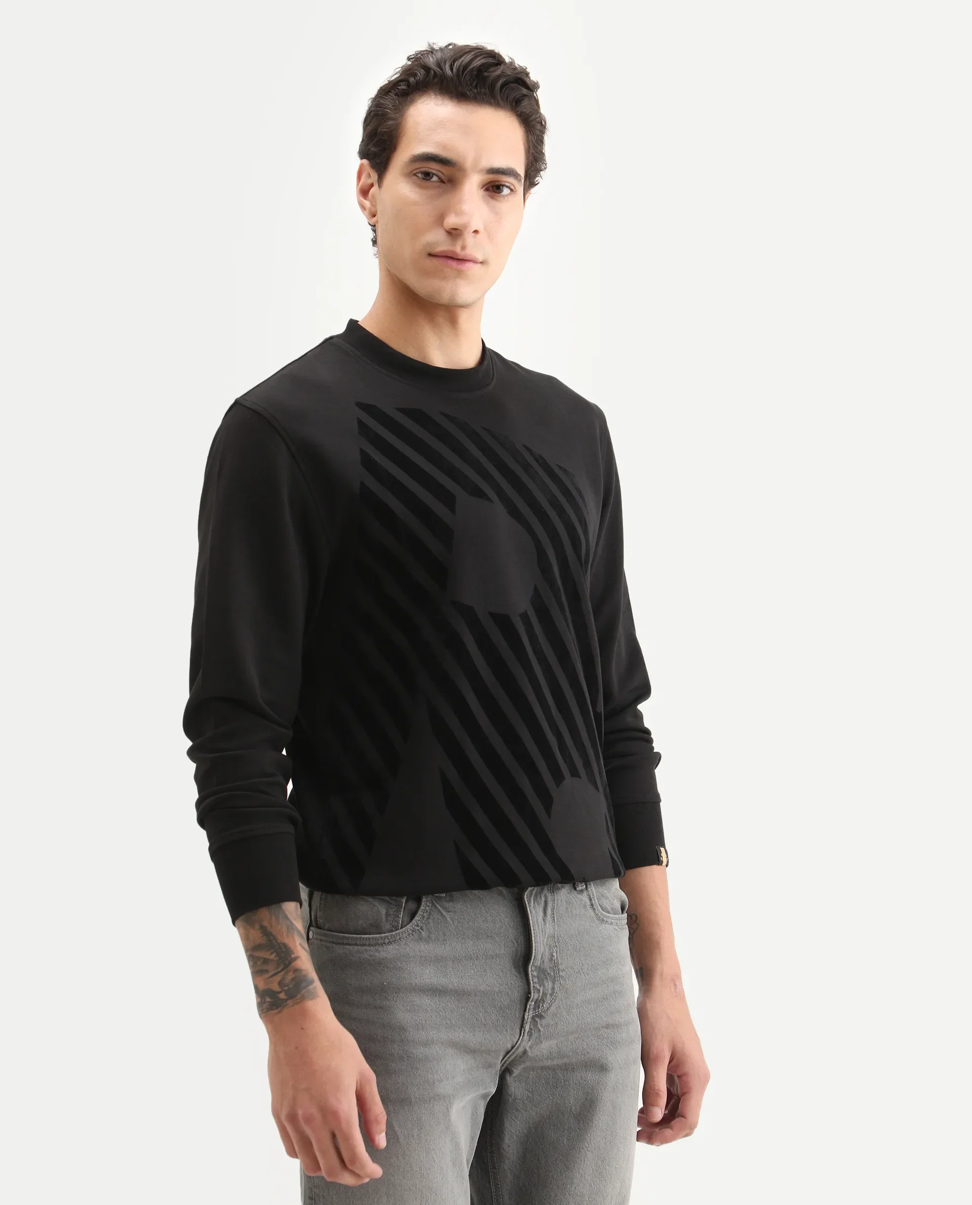 Rare Rabbit Men's Baron Black Plain Regular Fit Full Sleeve Crew Neck Sweatshirt - Image 6