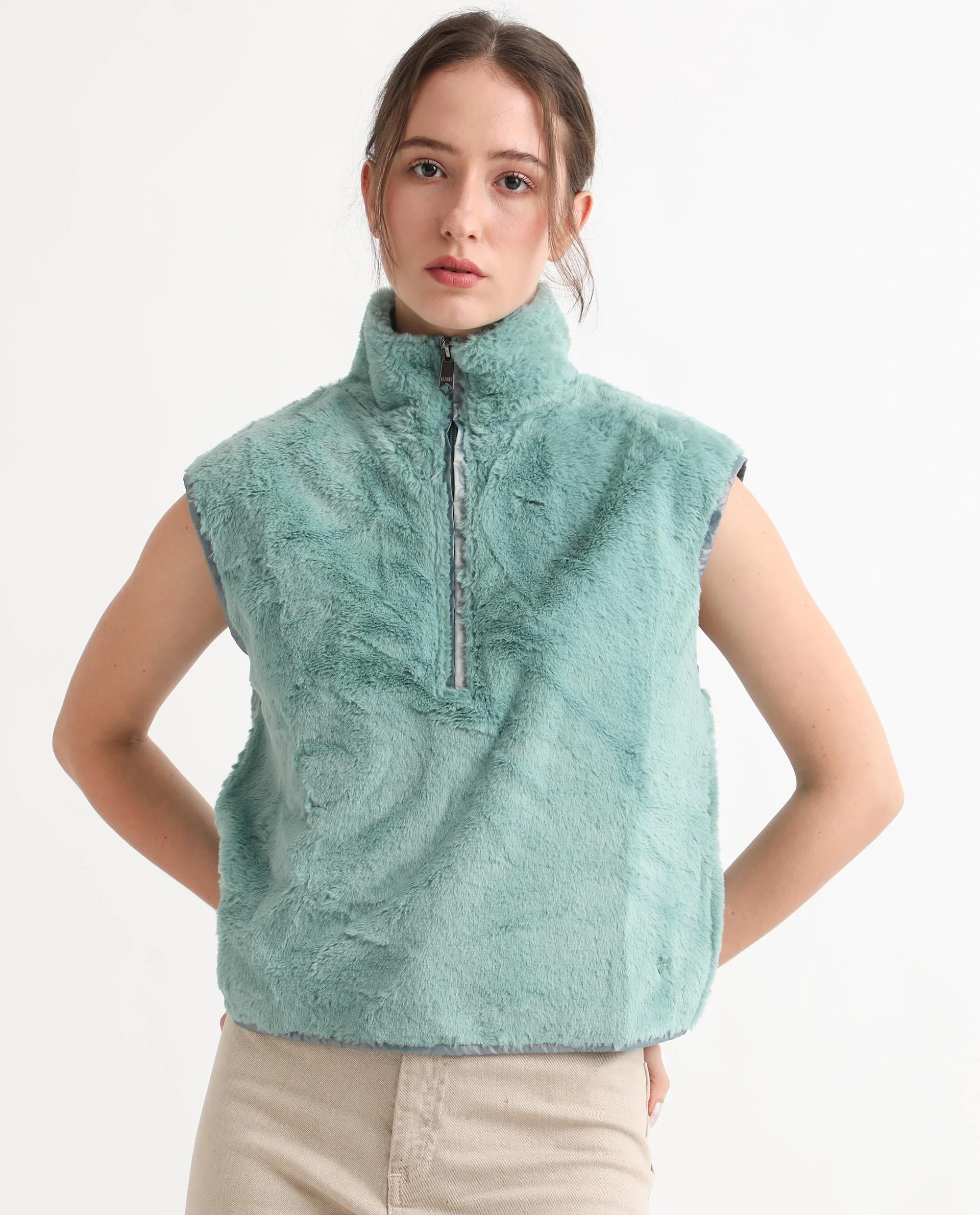 Rareism Women's Beauro Green Polyester Drop Collar Plain Sleeveless Regular Fit Sweater - Image 13