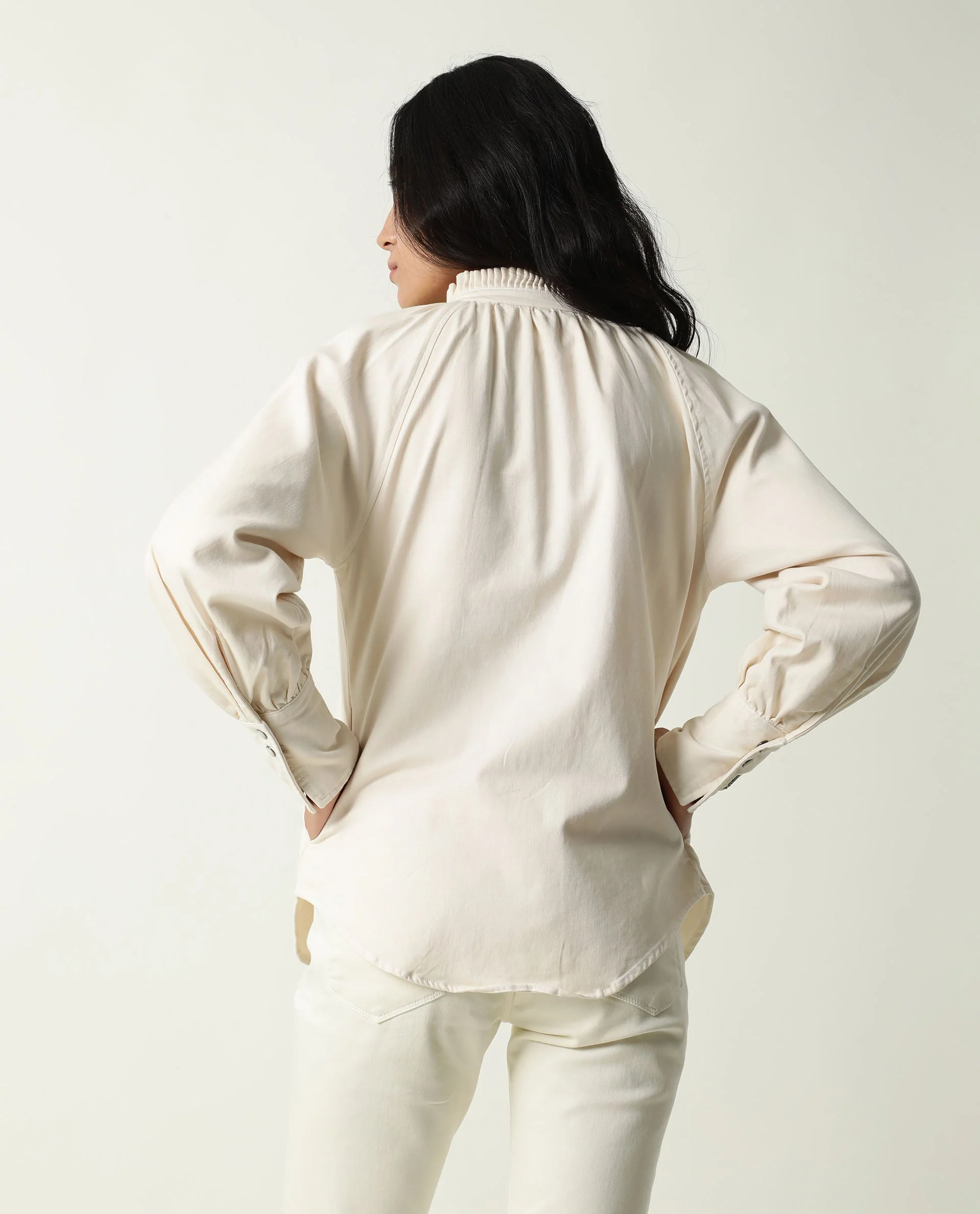 Rareism Women's Bellona Offwhite Cotton Sweetheart Neck Plain Regular Fit Jacket - Image 15