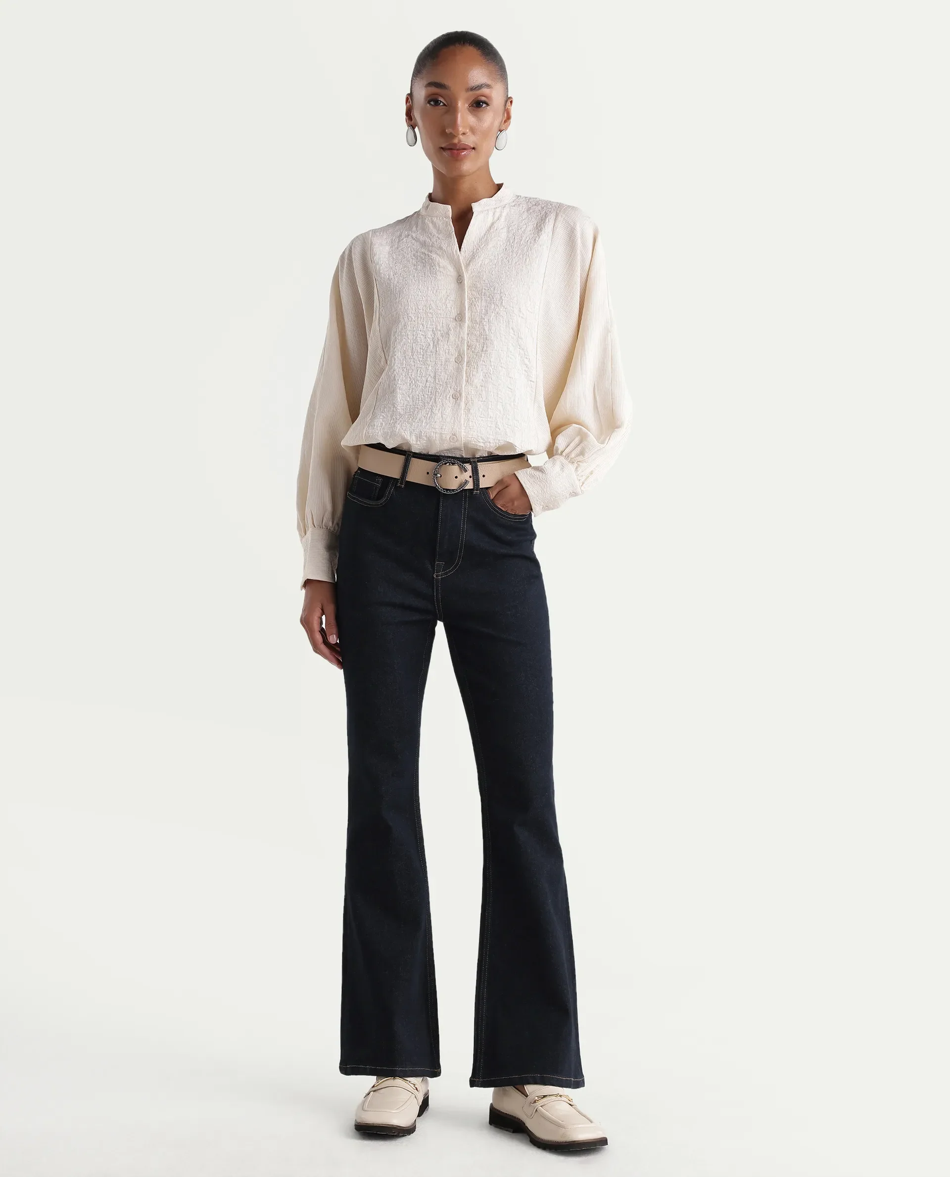 Rareism Women's Benon Dark Navy Cotton Blend Bootcut Plain Jeans - Image 3
