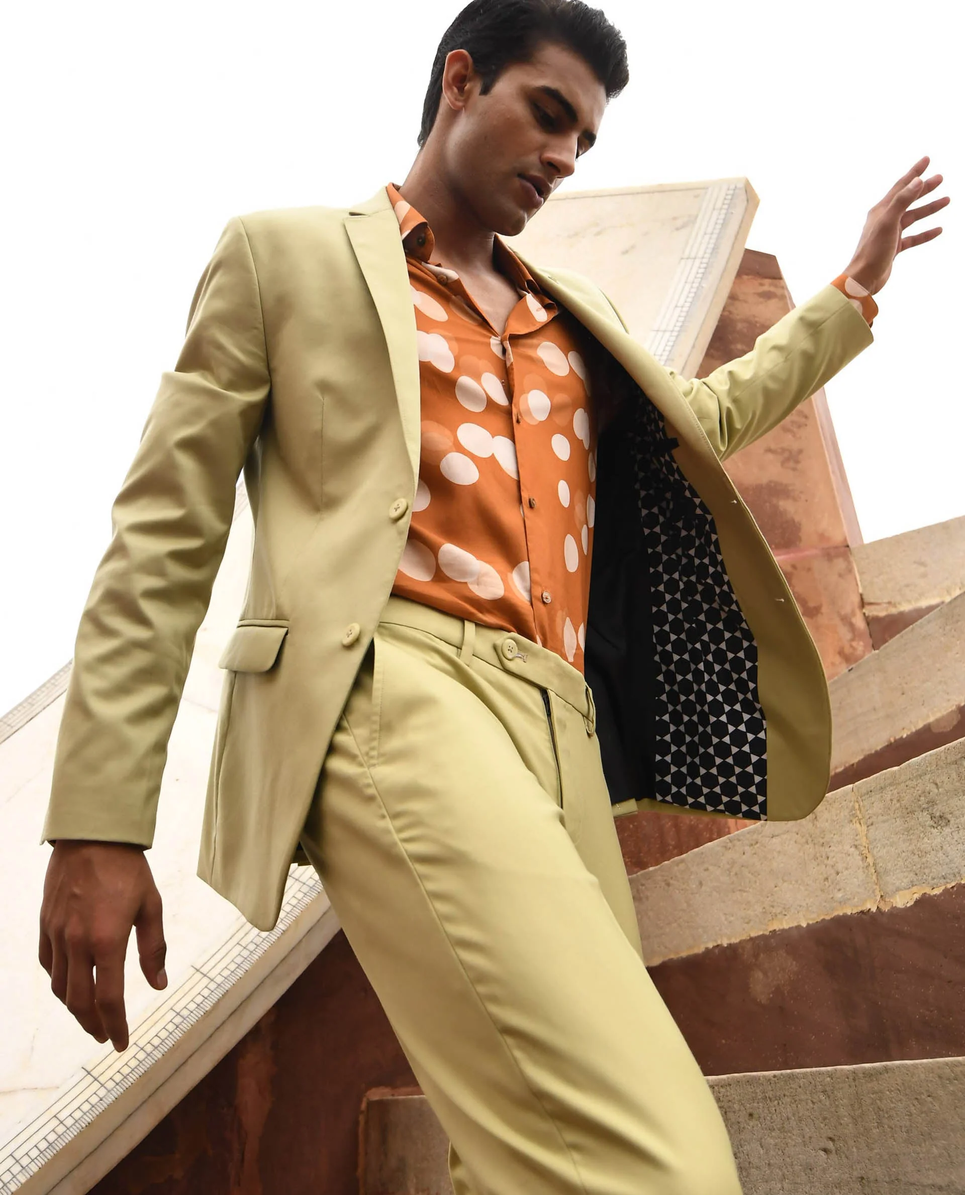 Rare Rabbit Men's Berzu Green Polyester Plain Tailored Fit Full Sleeve Lapel Neck Blazer - Image 3
