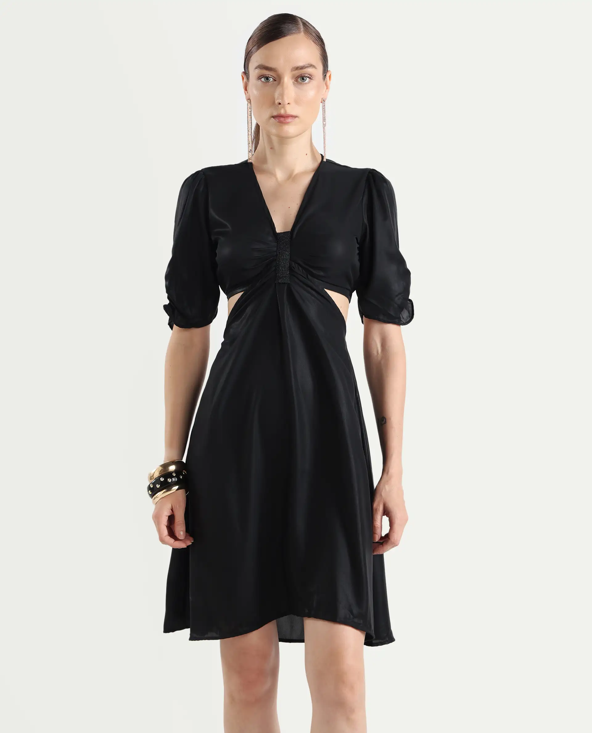 Rareism Women's Besman Black Polyester V-Neck Plain Balloon Sleeve Knee Length Fit And Flare Dress - Image 3
