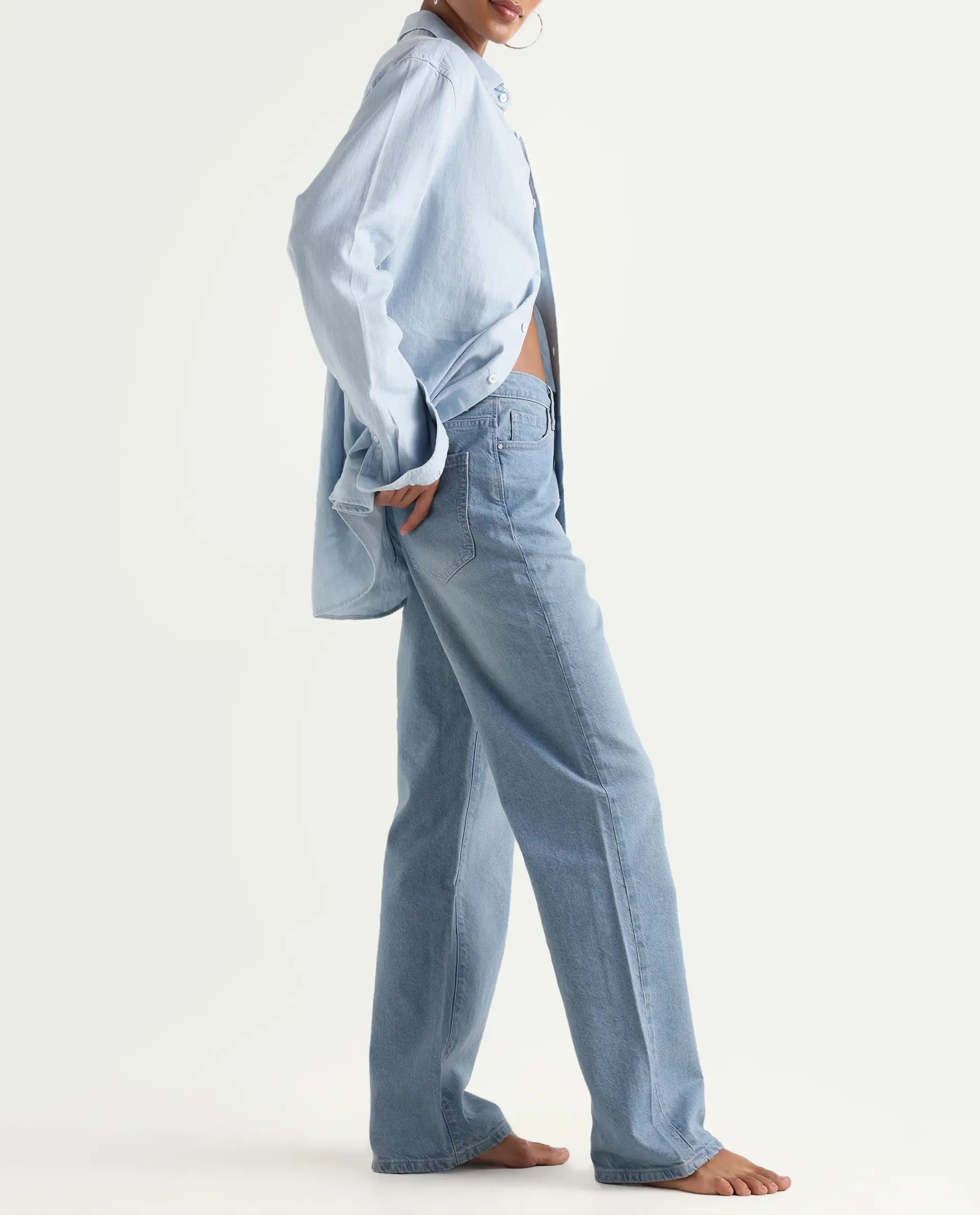 Rareism Women's Beuk Light Blue Cotton Blend Plain Ankle Length Smart Straight Fit Jeans - Image 2