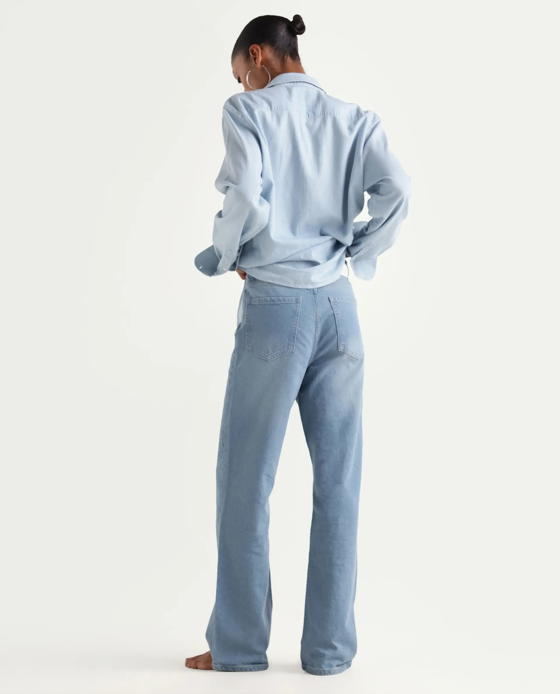 Rareism Women's Beuk Light Blue Cotton Blend Plain Ankle Length Smart Straight Fit Jeans - Image 6