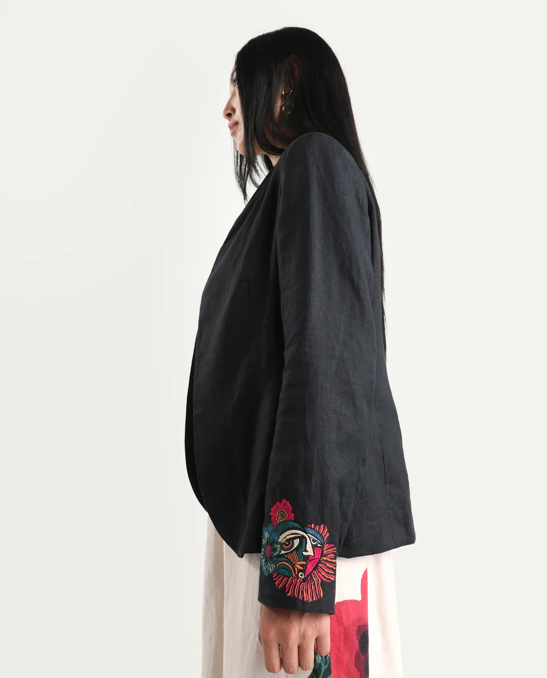 Rareism Women's Bezko Black 100% Linen Full Sleeve Regular Fit Embroidered Shrug - Image 5