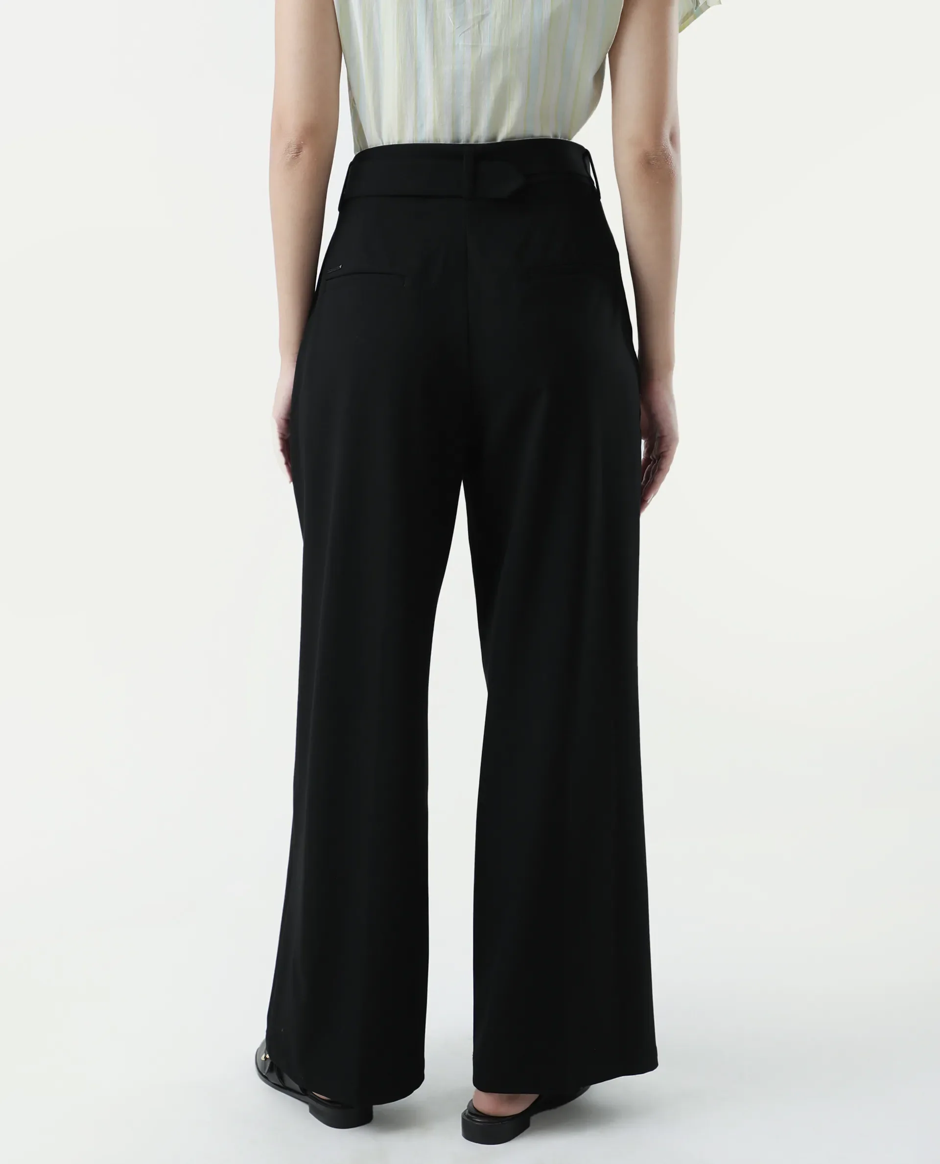 Rareism Women's Bhakil Black Polyester Blend Plain Ankle Length Straight Fit Trouser - Image 7