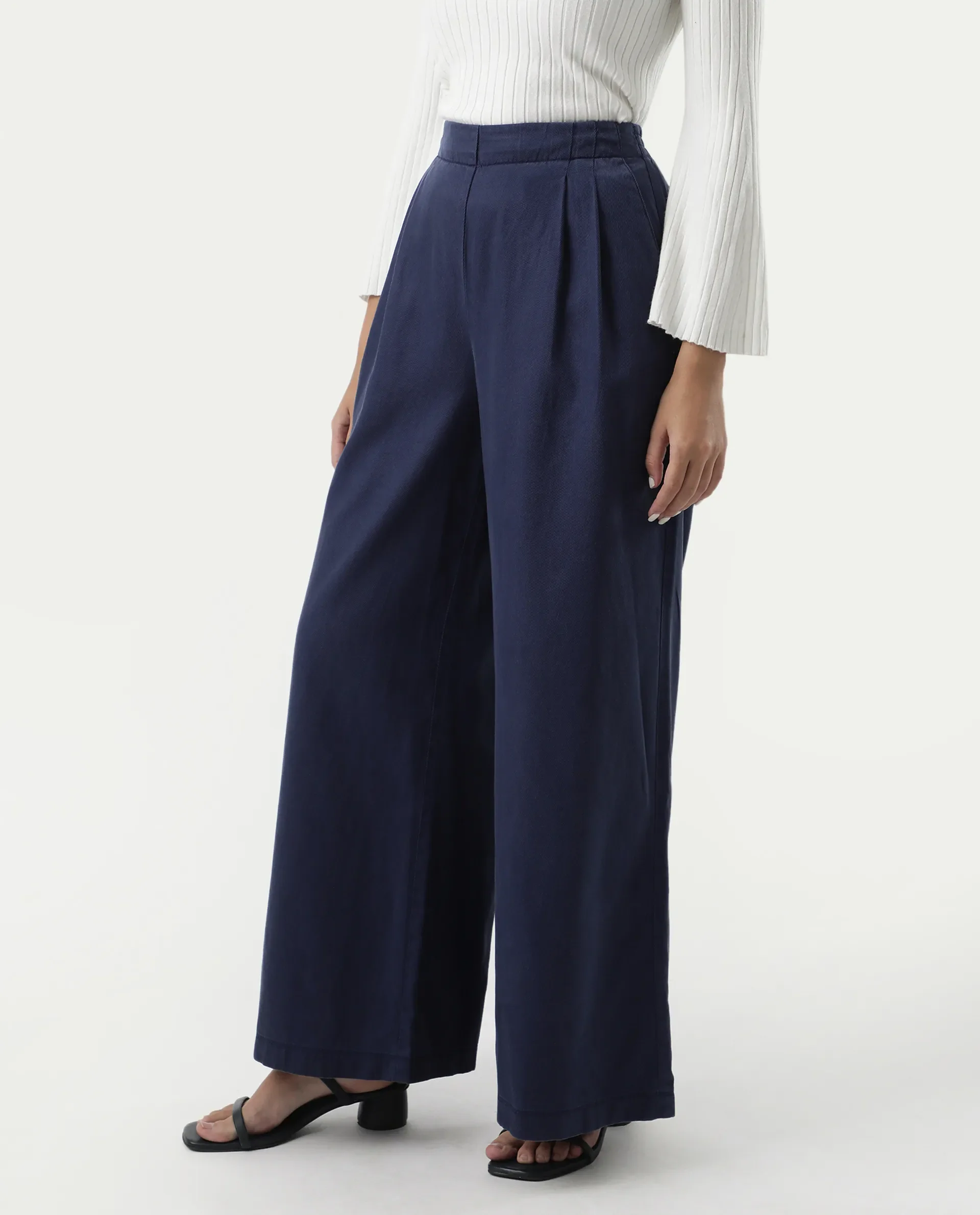 Rareism Women's Bhanella B Navy Cotton Plain Ankle Length Flared Trouser - Image 5