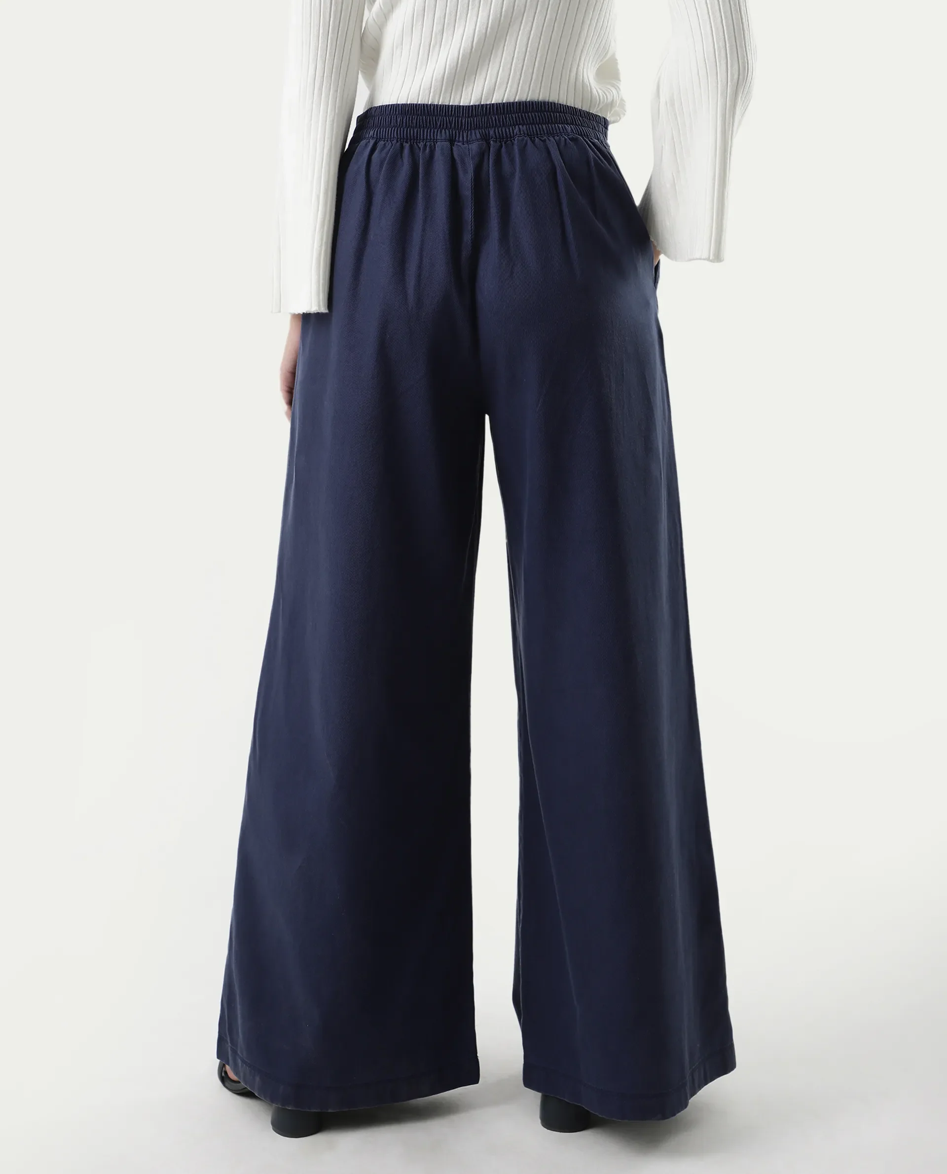 Rareism Women's Bhanella B Navy Cotton Plain Ankle Length Flared Trouser - Image 7
