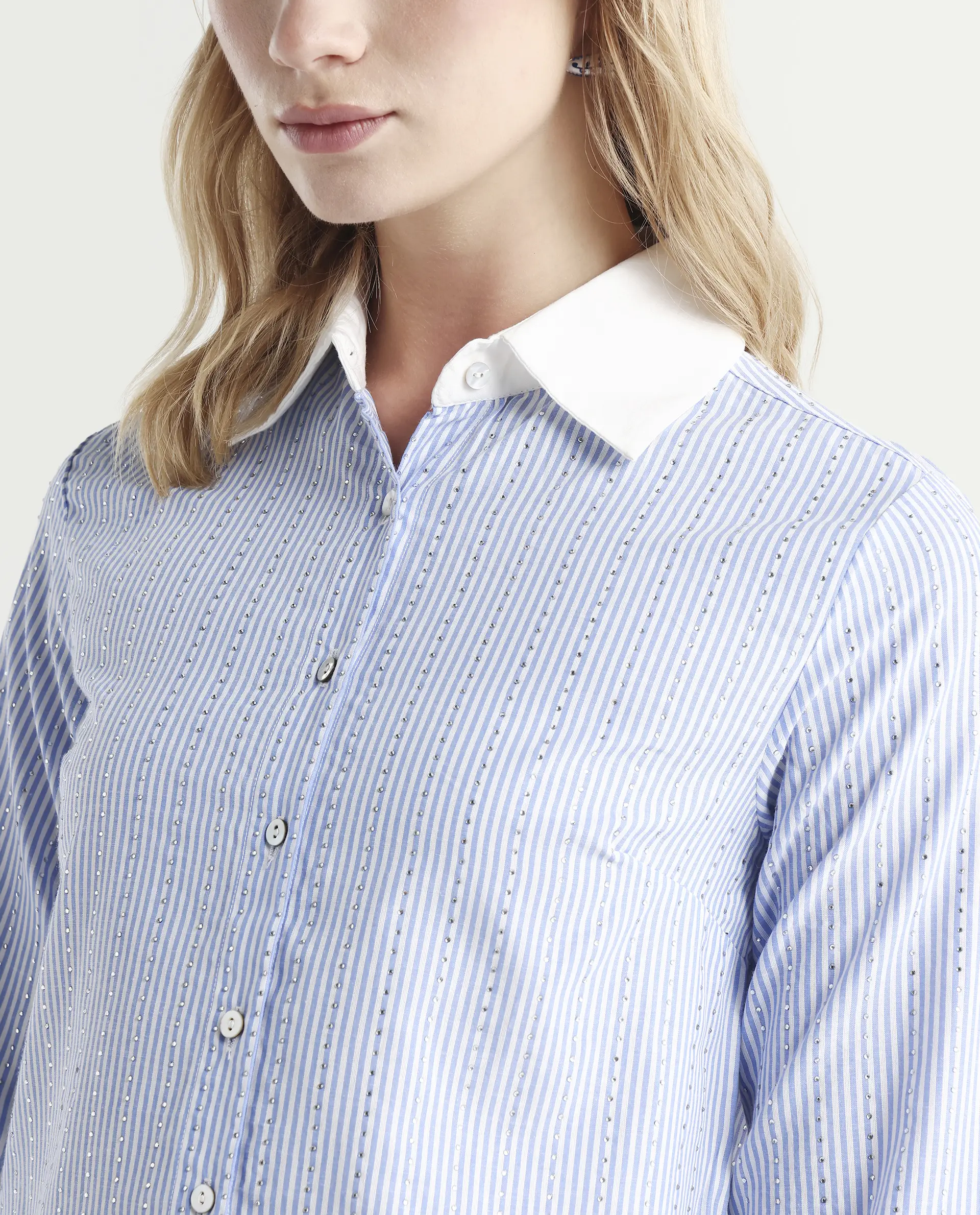 Rareism Women's Bharli Light Blue Cotton Spread Collar Striped Cuffed Sleeve Crop Regular Fit Shirt - Image 4