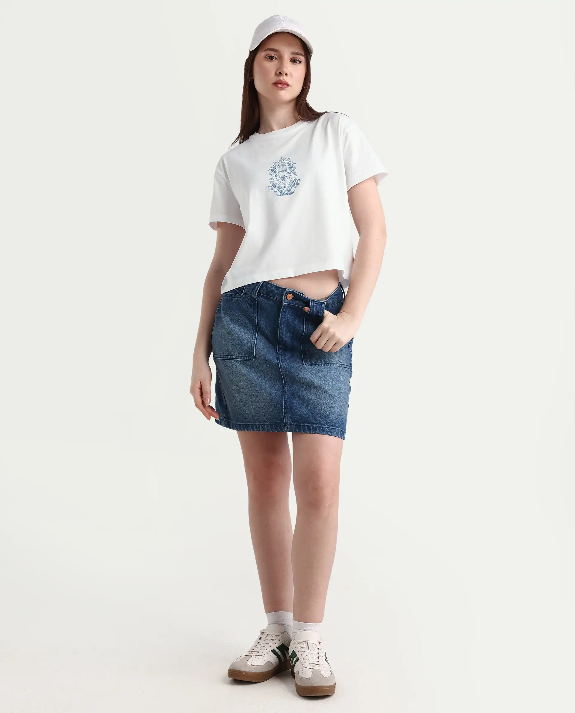Rareism Women's Bharop Off White Cotton Crew Neck Graphic Print Crop Regular Fit T-Shirt - Image 2