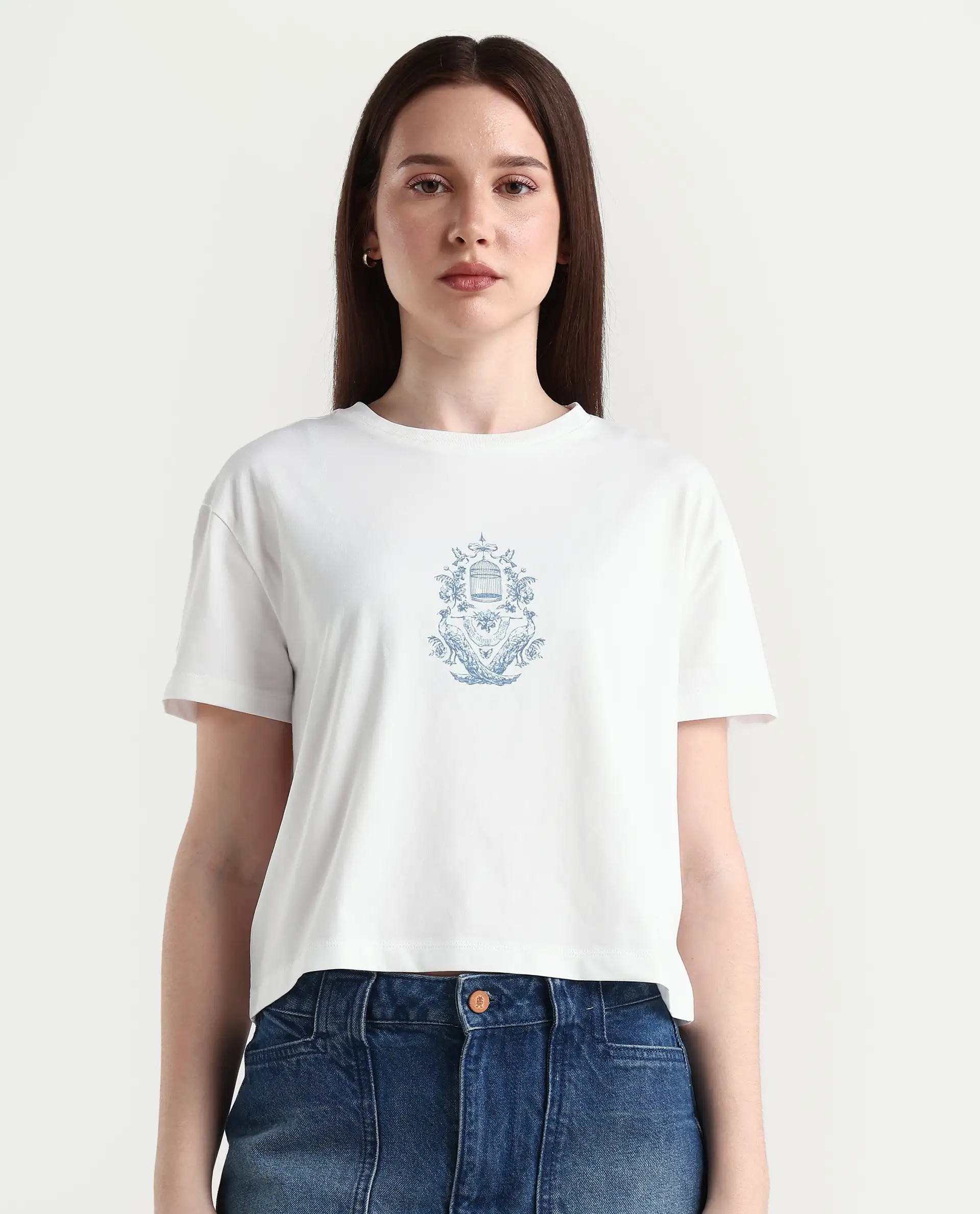 Rareism Women's Bharop Off White Cotton Crew Neck Graphic Print Crop Regular Fit T-Shirt - Image 3