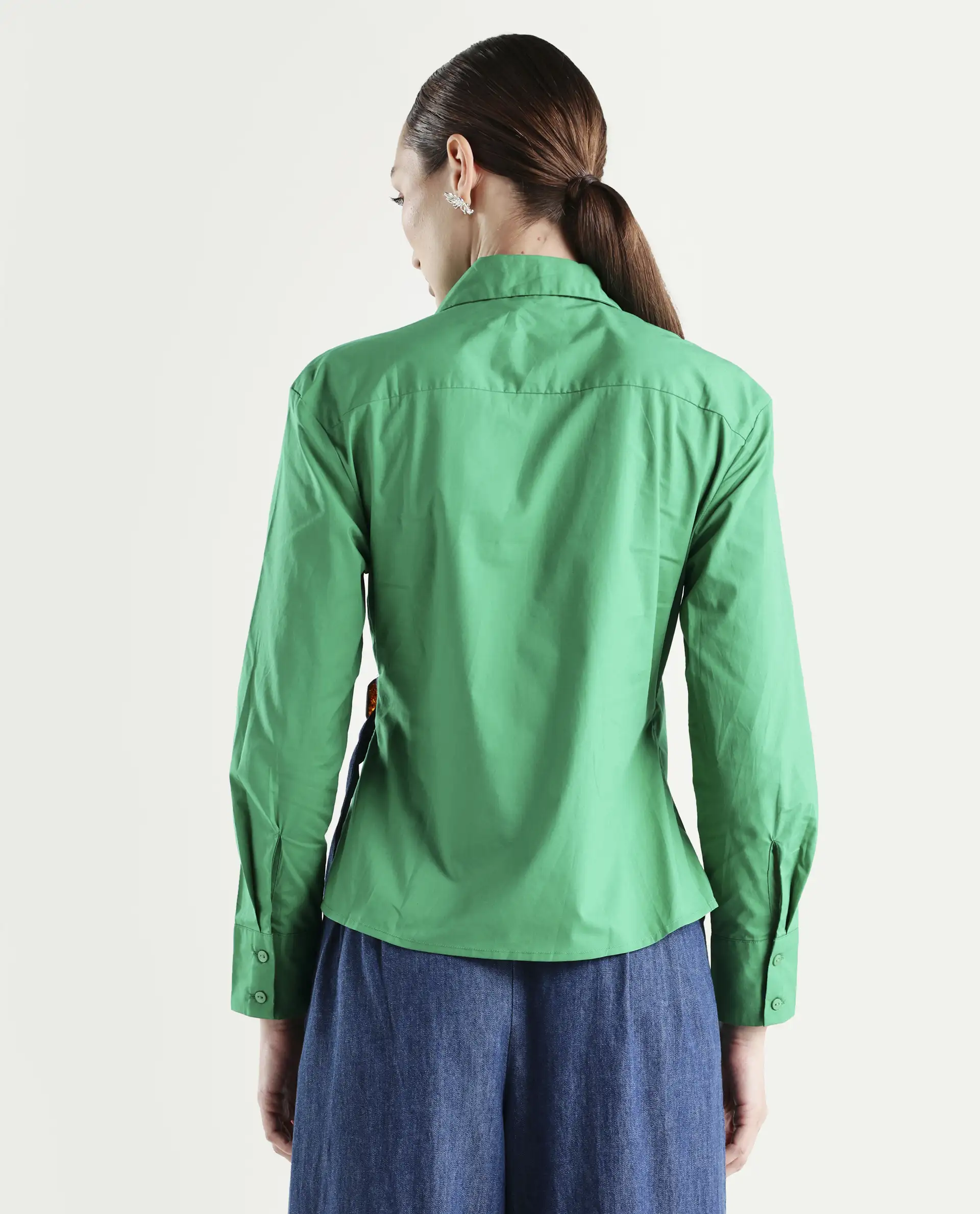 Rareism Women's Bhashio T Green Cotton Spread Collar Plain Cuffed Sleeve Relaxed Fit Shirt - Image 7