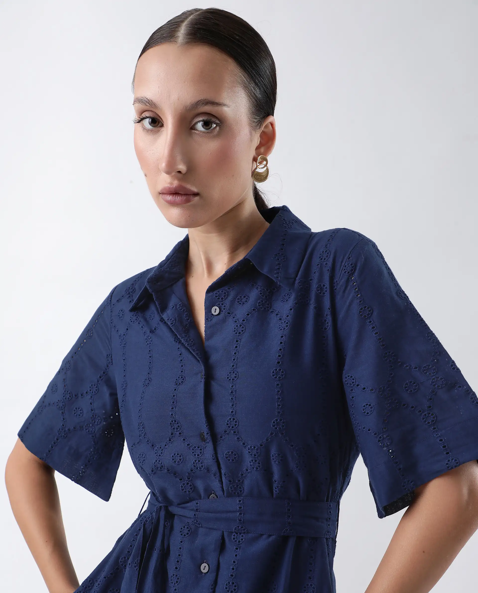 Rareism Women's Bhazlo Navy Polyester Spread Collar Plain Midi A-Line Dress - Image 4