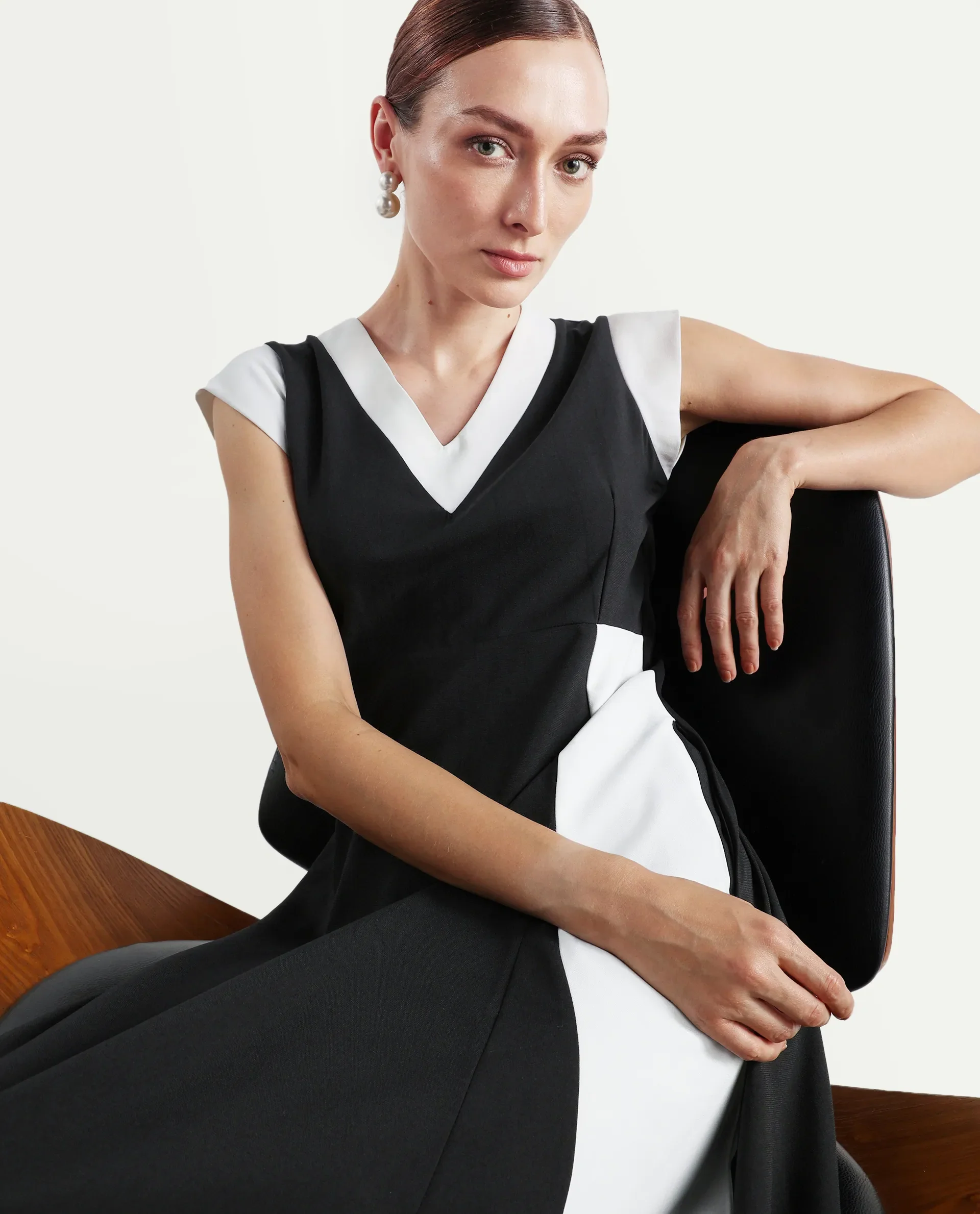 Rareism Women's Bhinua Black Twill V-Neck Plain Ruffled Sleeve Maxi Straight Fit Dress - Image 5