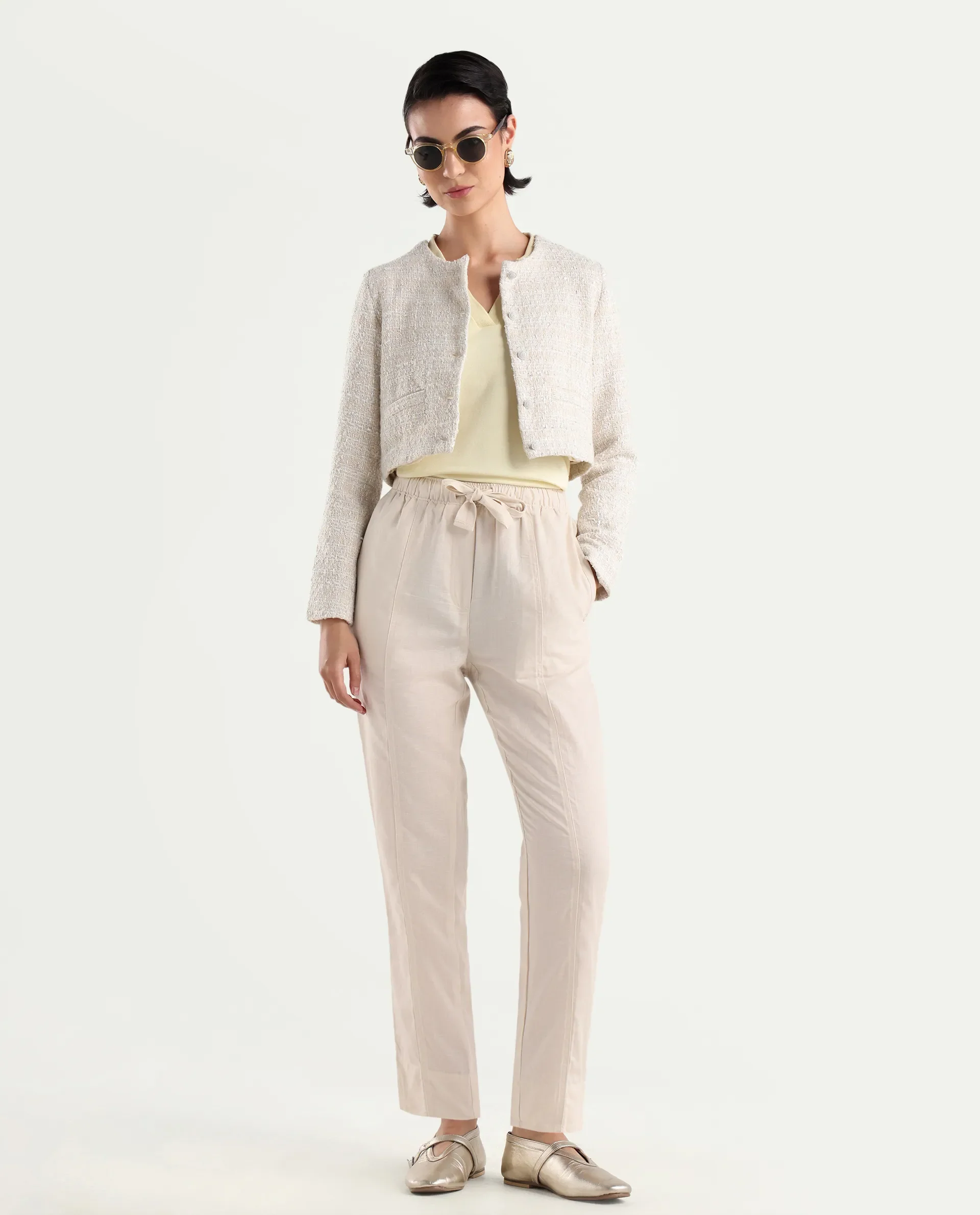 Rareism Women's Bintono Off White Cotton Blend Plain Ankle Length Tapered Trouser - Image 3