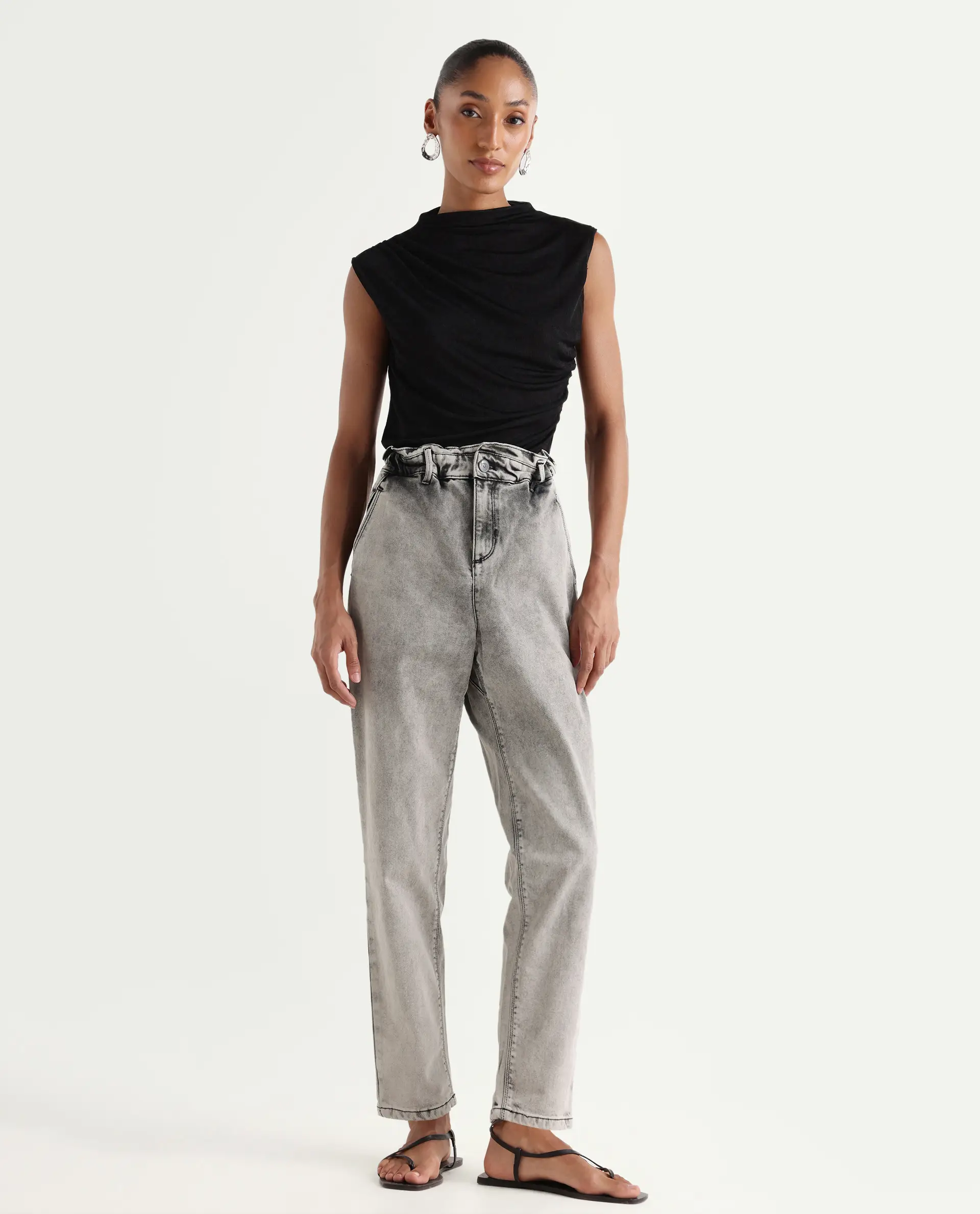 Rareism Women's Birdwing Black Cotton Blend Plain Ankle Length Tailored Jeans