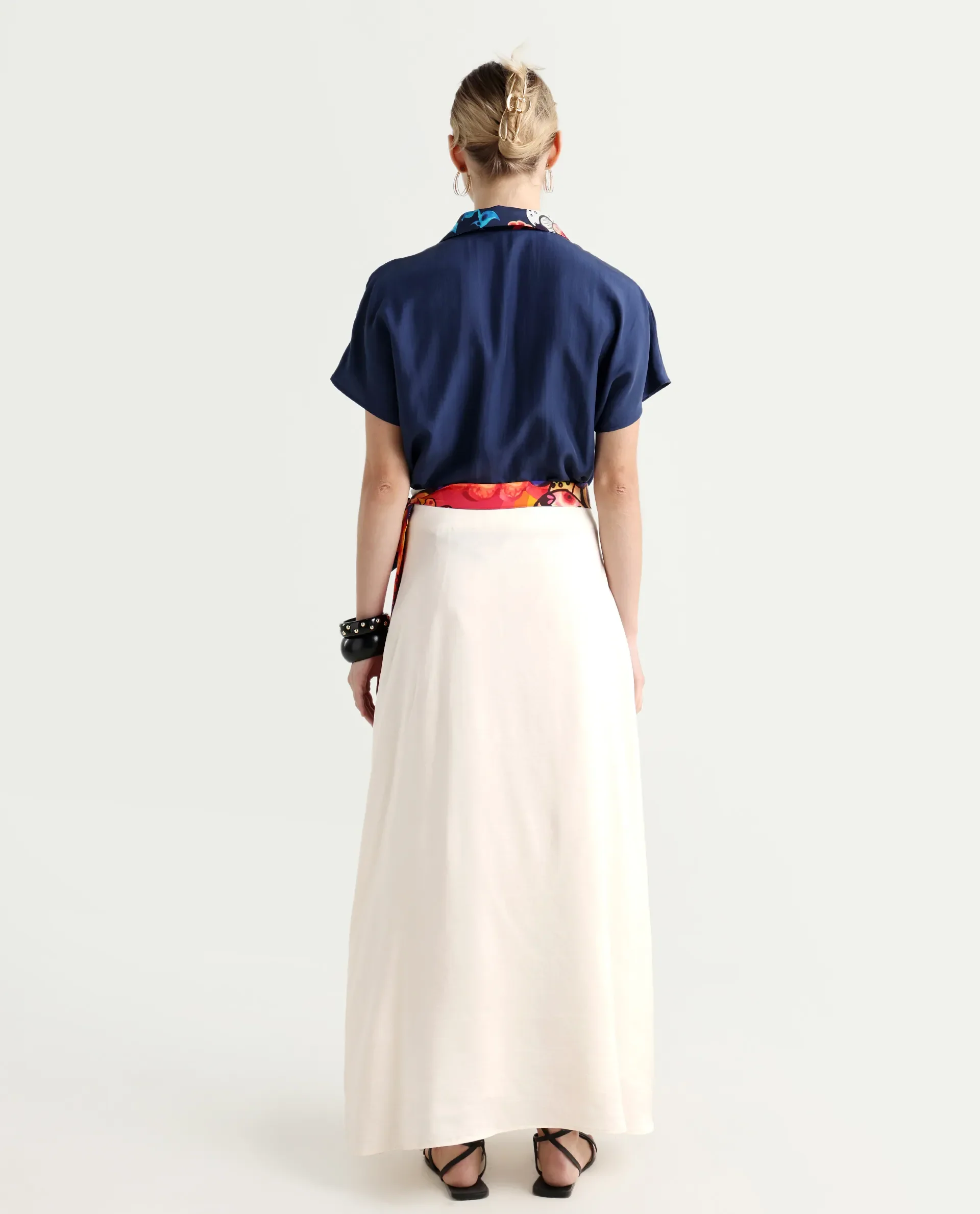 Rareism Women's Bizu-B Off White Silk A-Line Plain Skirt - Image 7