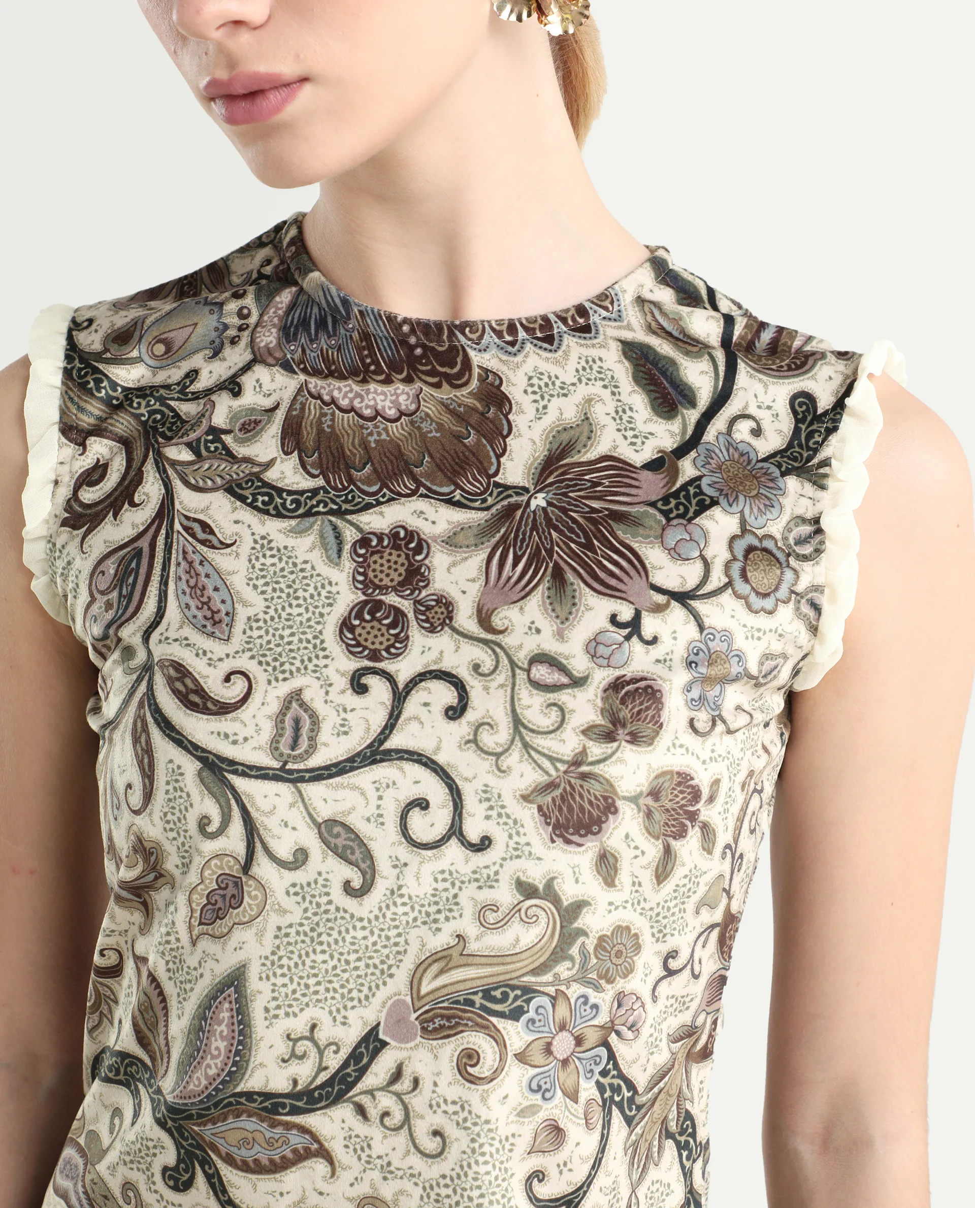 Rareism Women's Velvet Crew Neck Abstract Print Sleeveless Knee Length Fitted Dress - Image 4