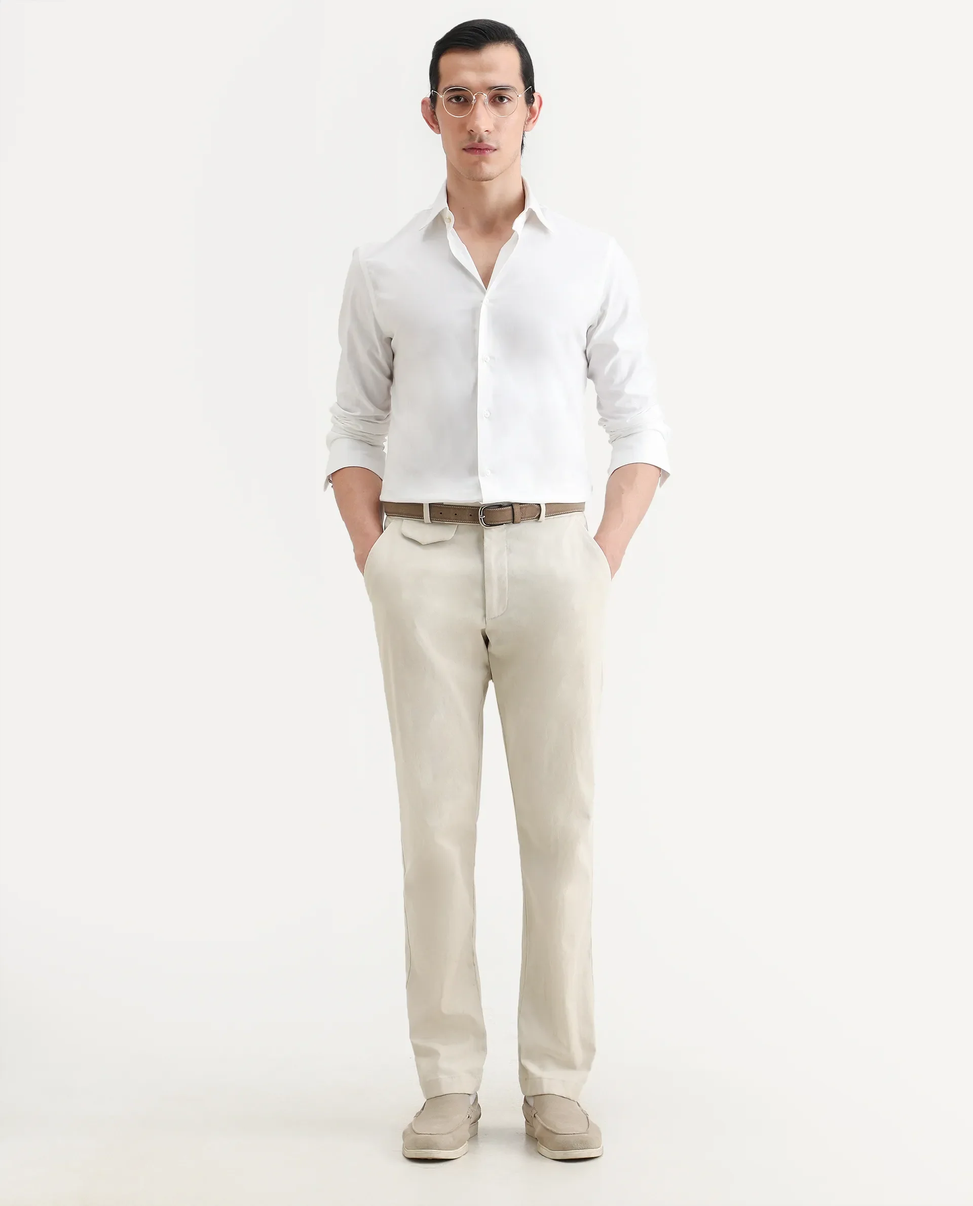 Rare Rabbit Men's Bliv White Cotton Spread Collar Regular Fit Plain Shirt - Image 2