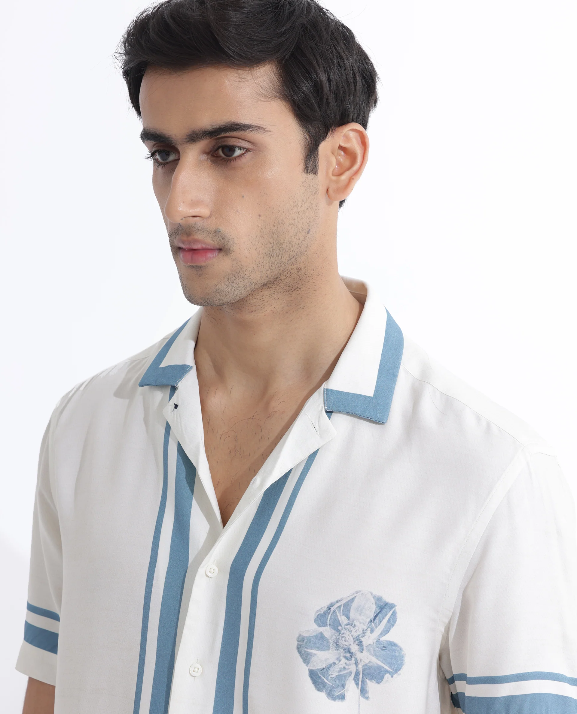 Rare Rabbit Men's Bluna Off White Viscose Floral Print Regular Fit Half Sleeve Cuban Collar Shirt - Image 2