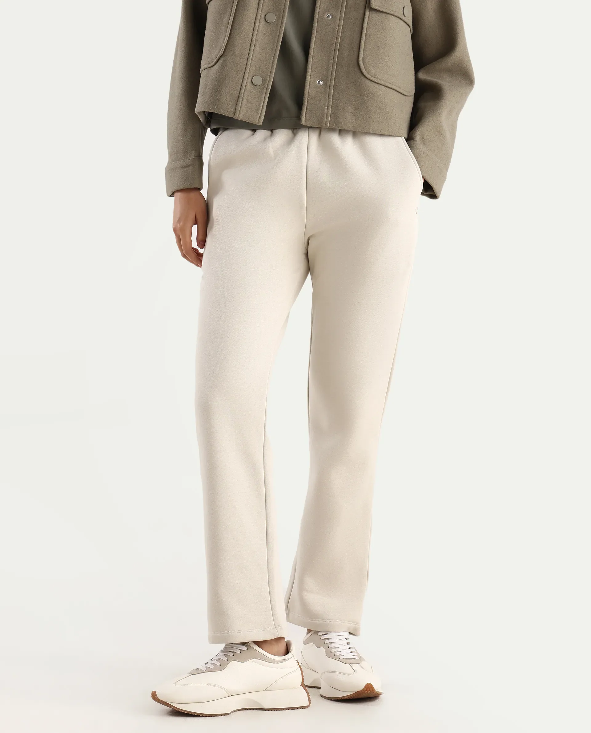 Rareism Women's Blunt Off White Cotton Blend Plain Ankle Length Straight Fit Track Pant - Image 2