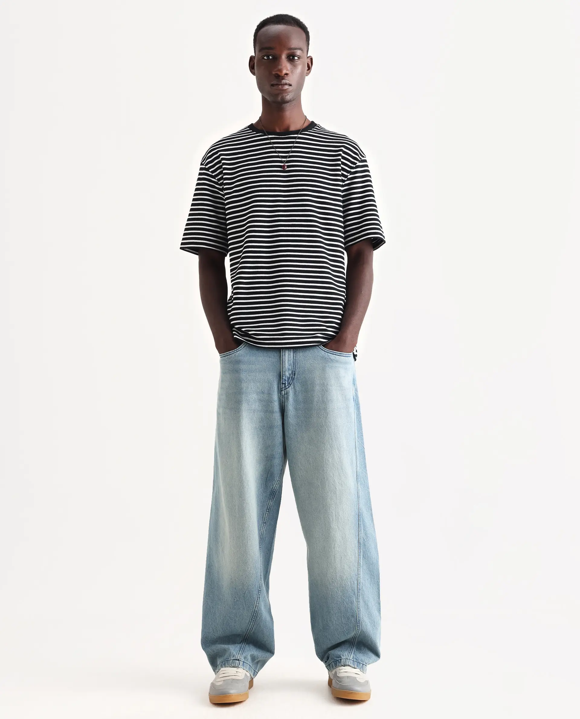 Rare Rabbit Men's Bo Blue Cotton Plain Baggy Fit Jeans - Image 4