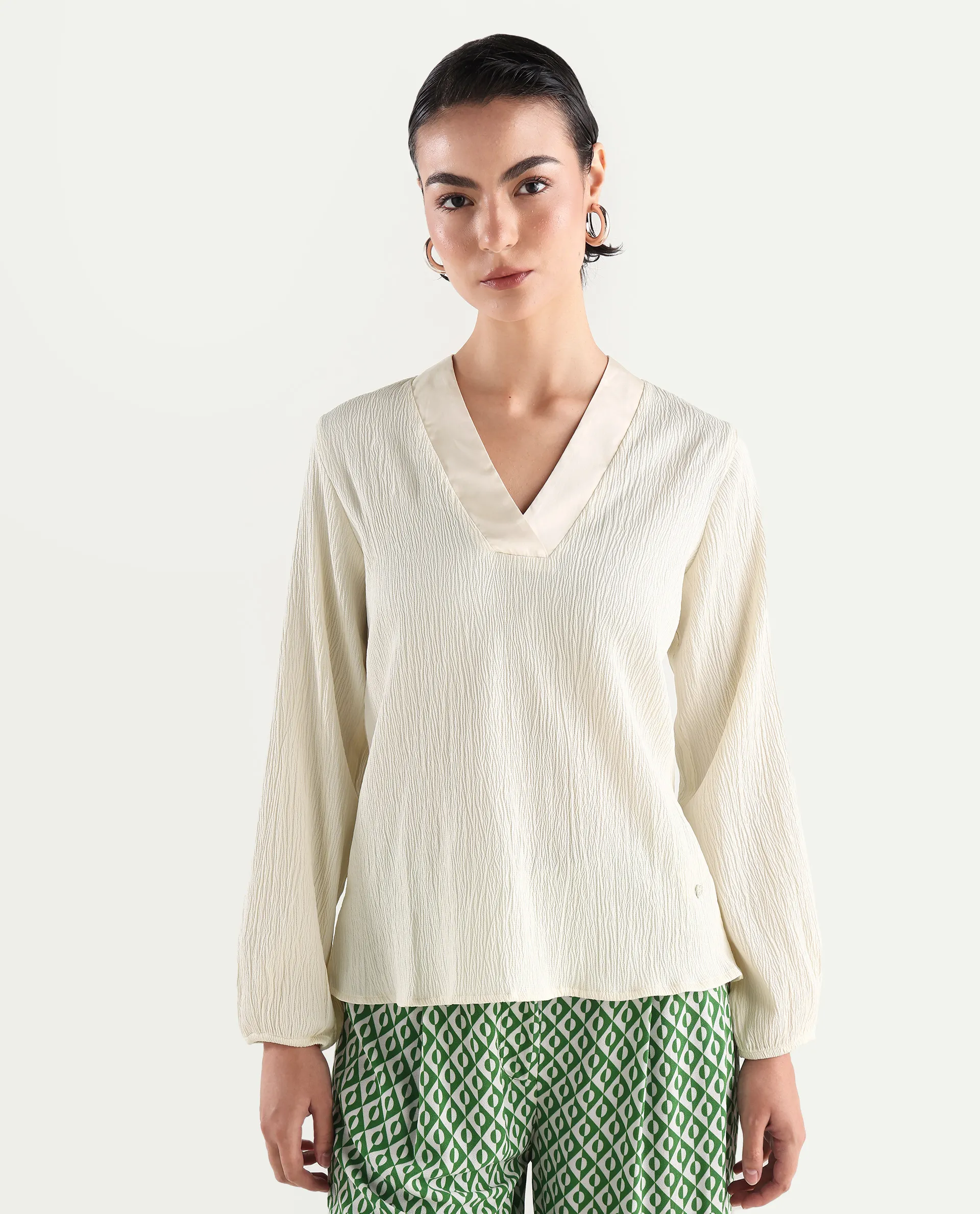 Rareism Women's Boco Beige Polyester V-Neck Plain Balloon Sleeve Regular Fit Top - Image 3