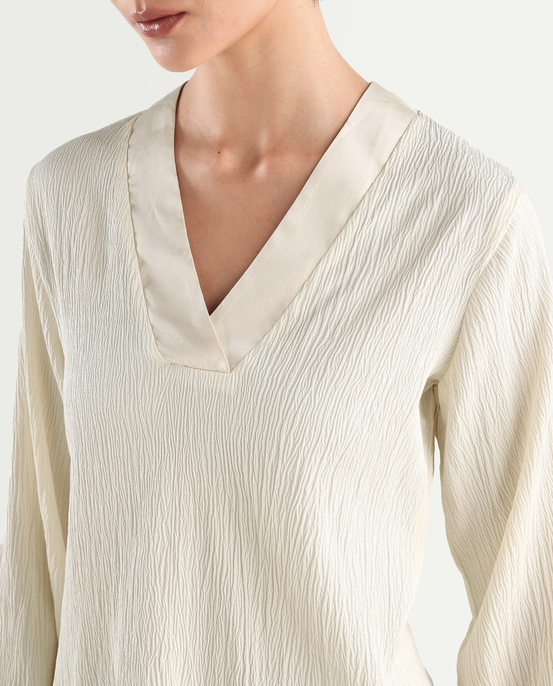 Rareism Women's Boco Beige Polyester V-Neck Plain Balloon Sleeve Regular Fit Top - Image 4