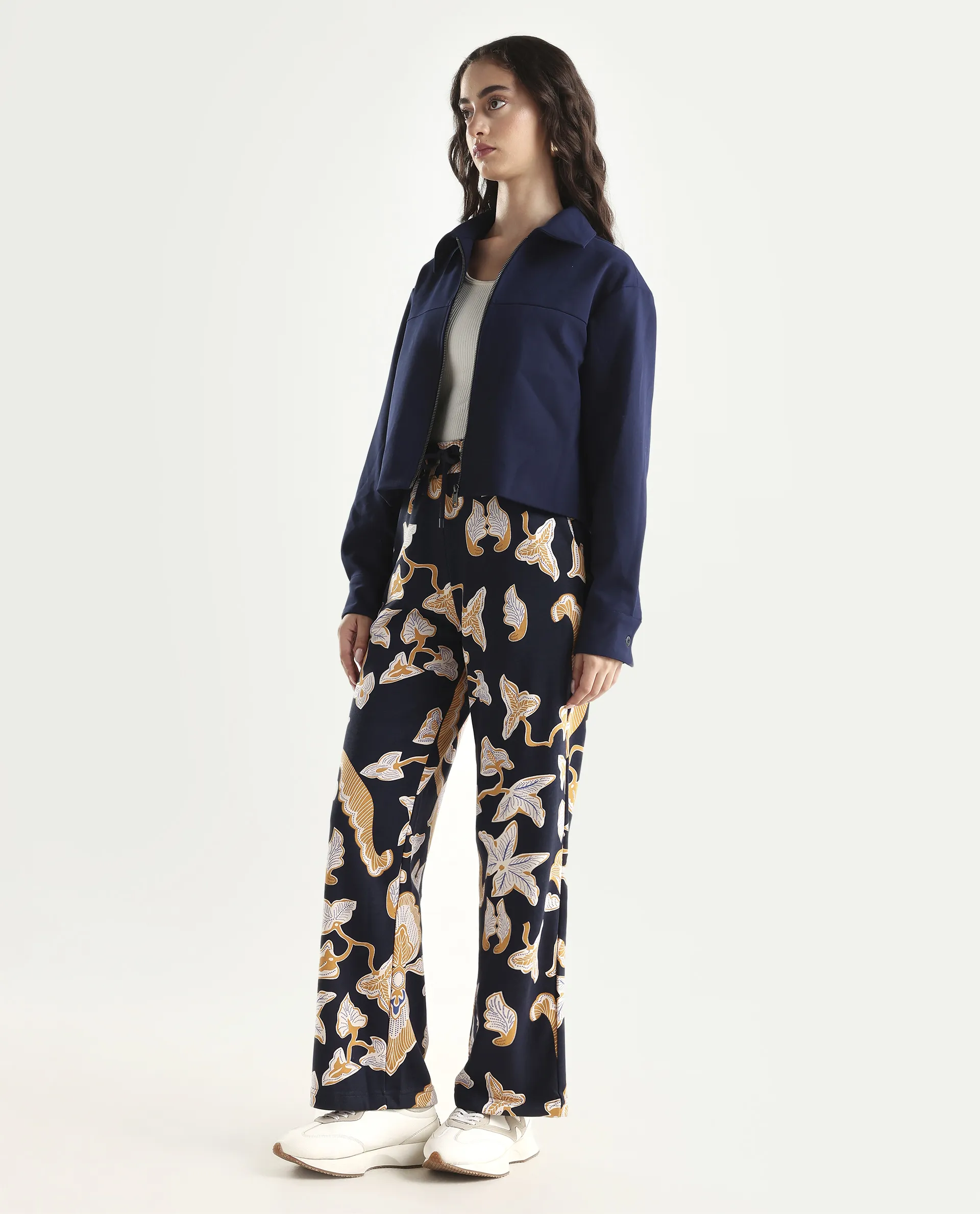 Rareism Women's Bogota Navy Cotton Abstract Print Ankle Length Relaxed Fit Track Pant - Image 5